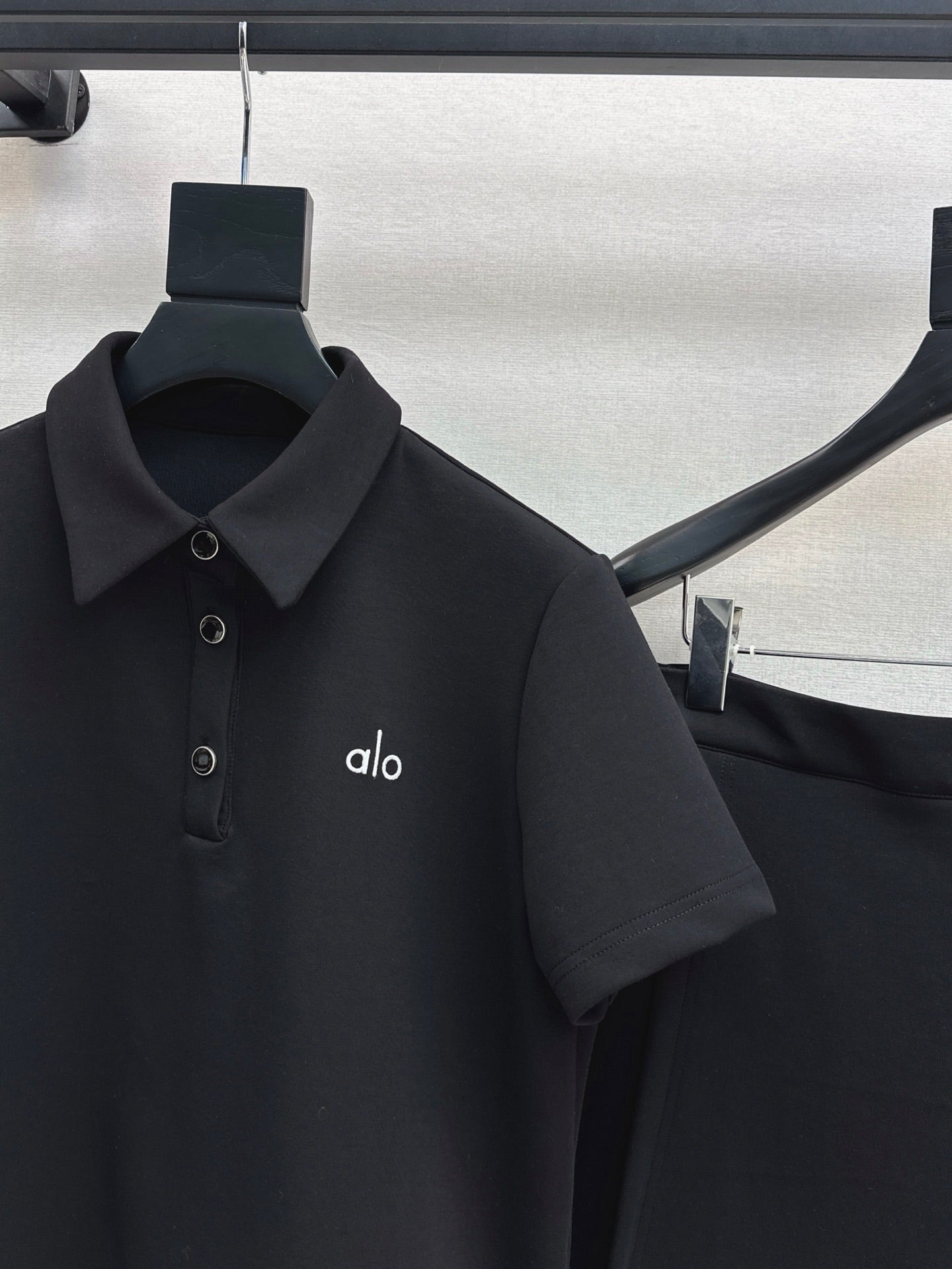 a1o 25ss cropped polo shirt miniskirt suit