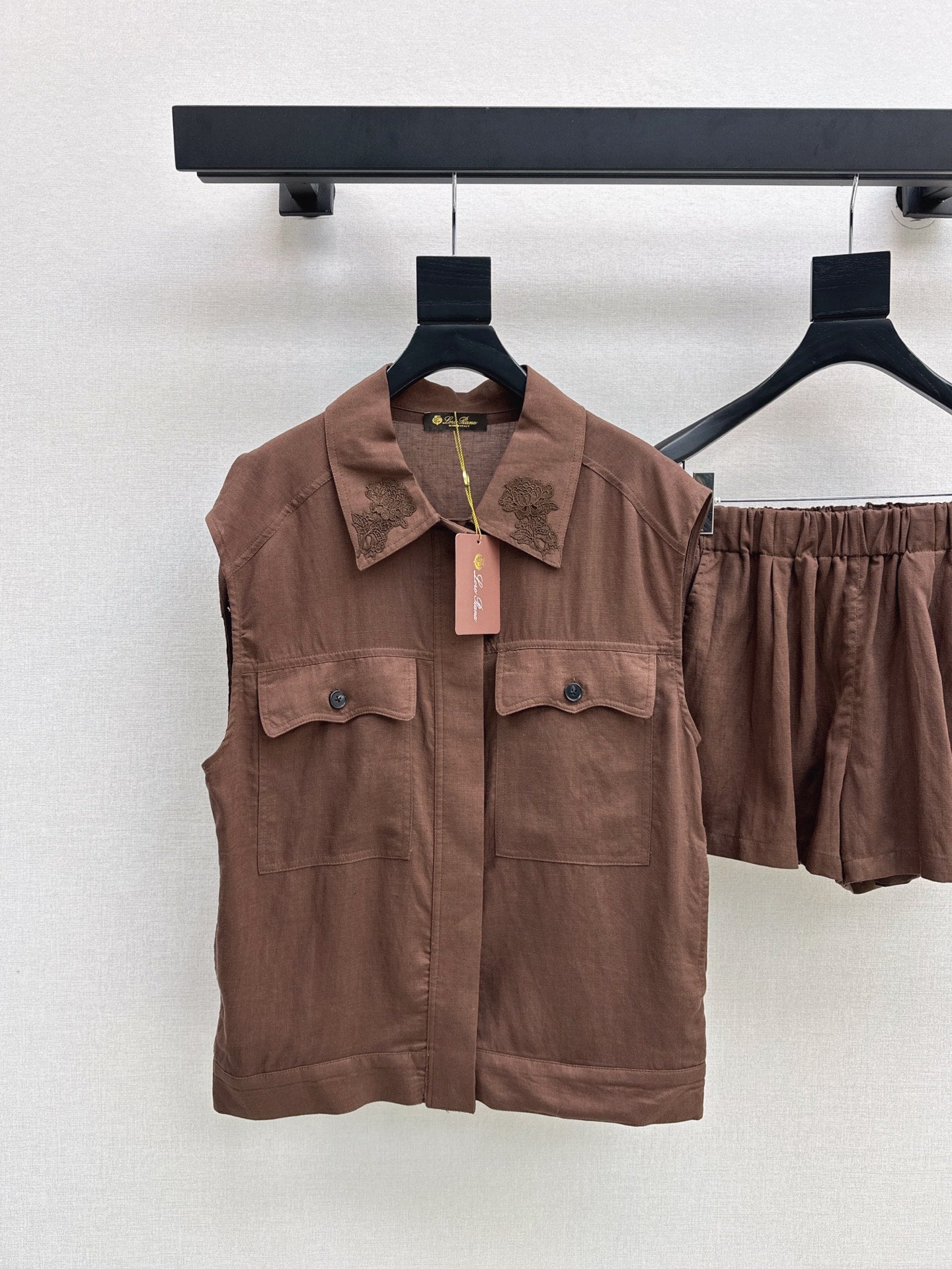 Lor*P 25ss embroidered linen vest suit