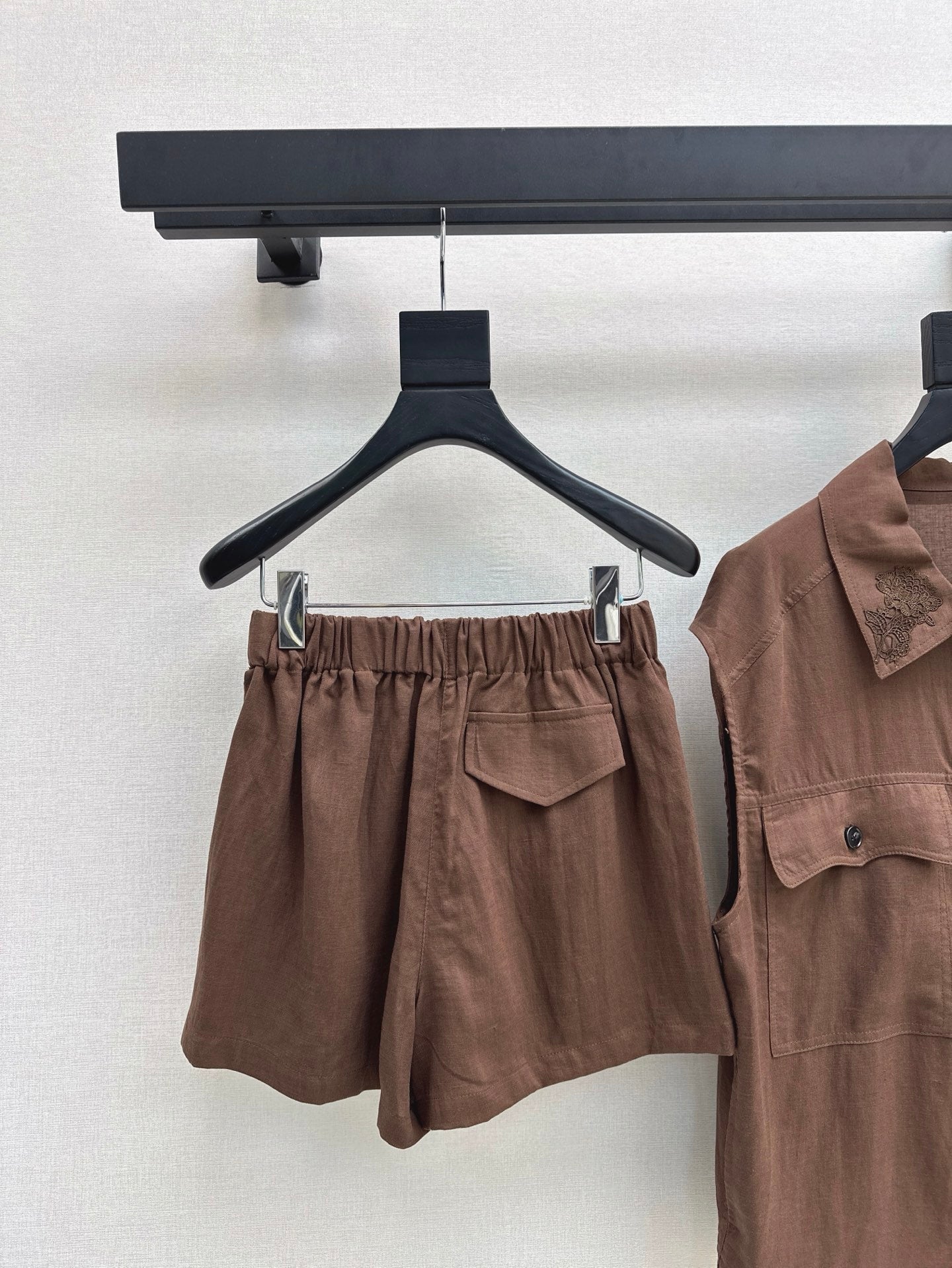 Lor*P 25ss embroidered linen vest suit