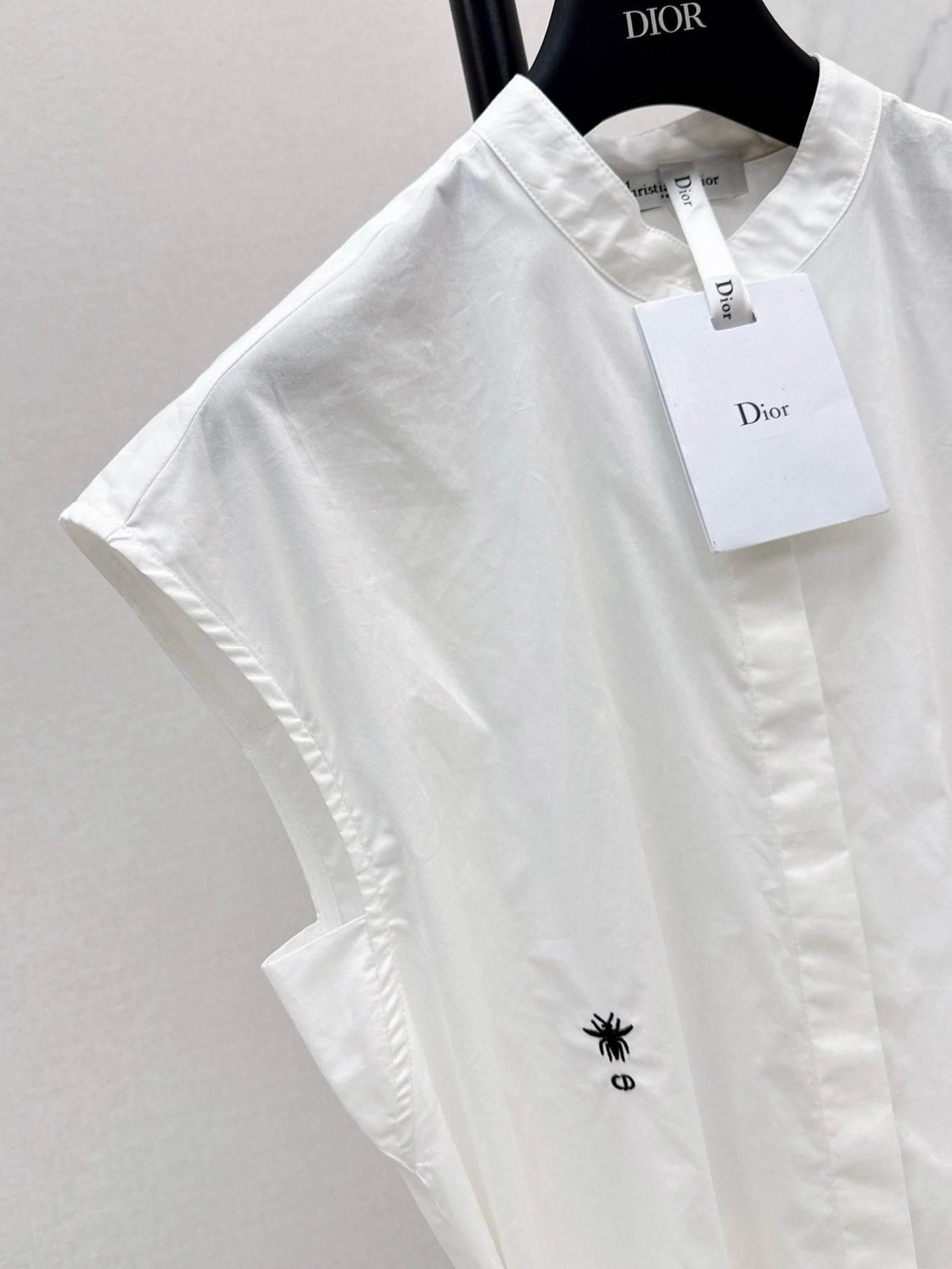 D*r 25ss sleeveless tied poplin blouse