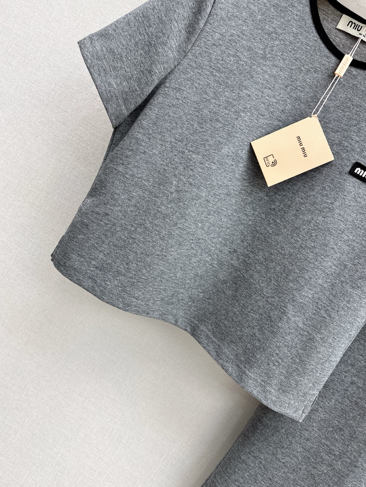 M*u 25ss cotton casual suit