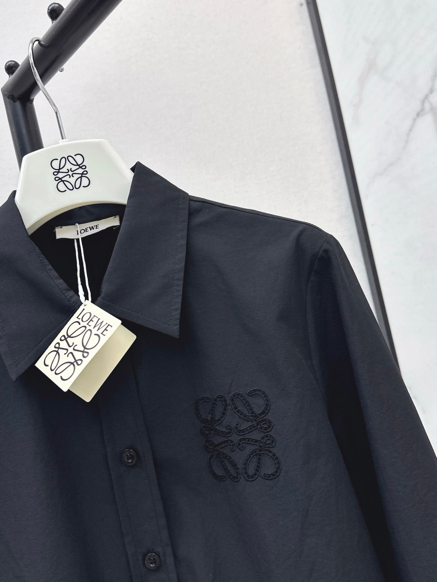 Loe* 25ss back slit tie shirt