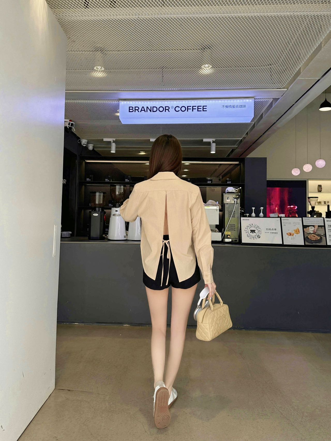 Loe* 25ss back slit tie shirt