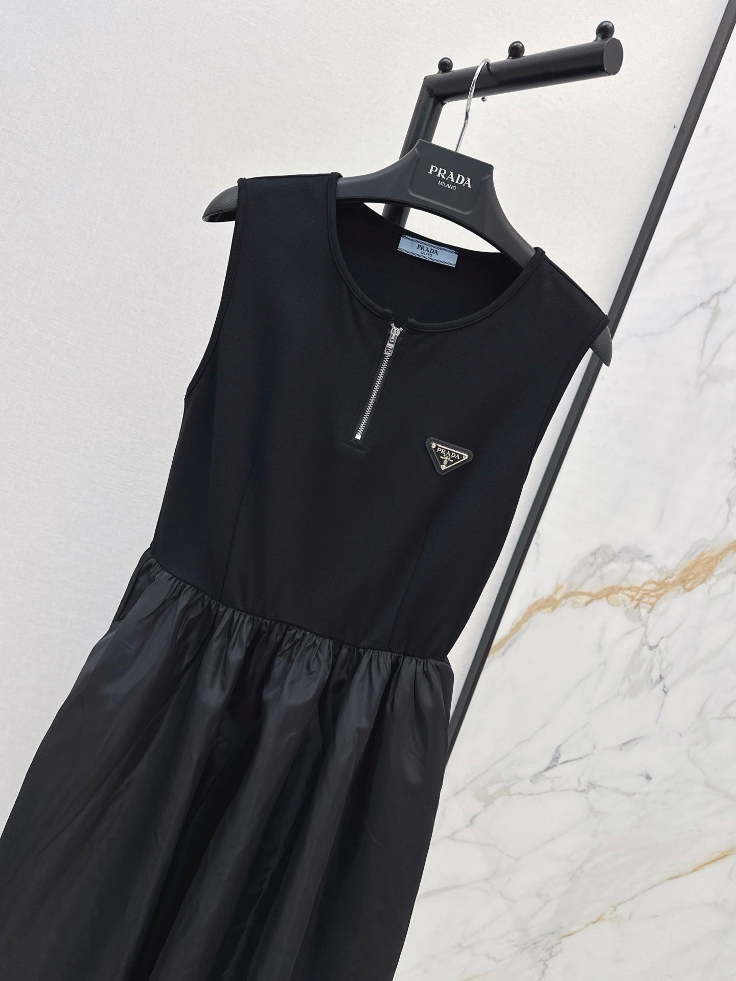 Pra* 25ss half-zip panel nylon dress