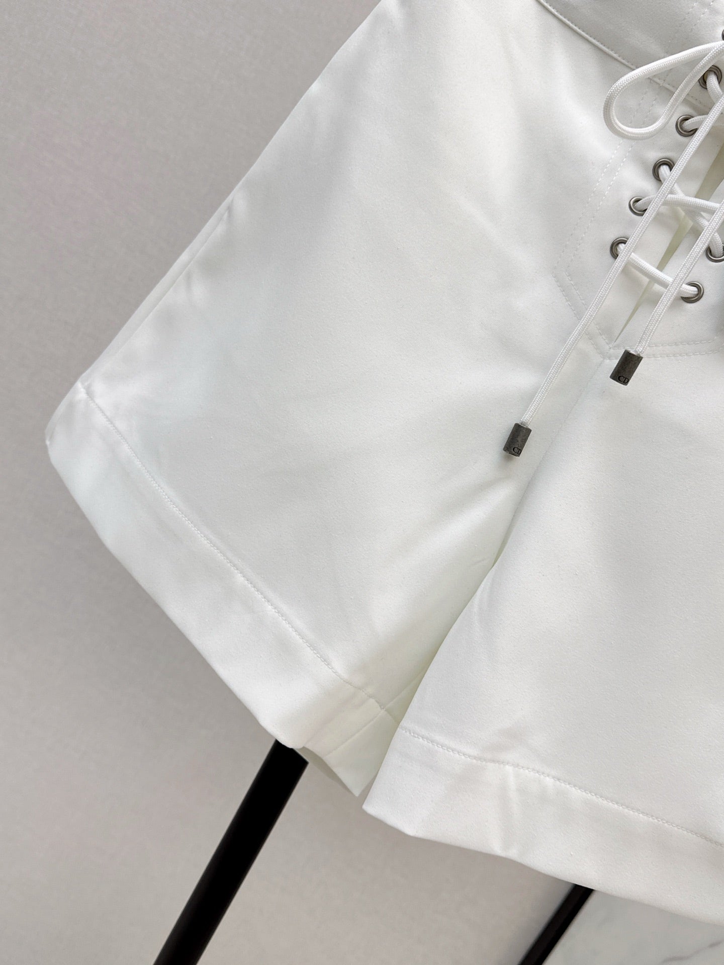 D*r 25ss embroidered tie shorts