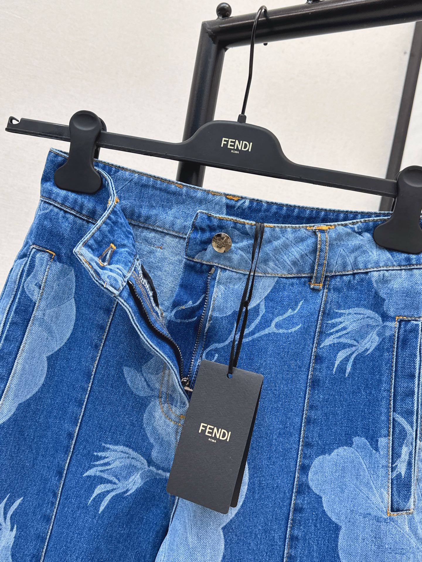 Fd* 25ss floral print denim pants