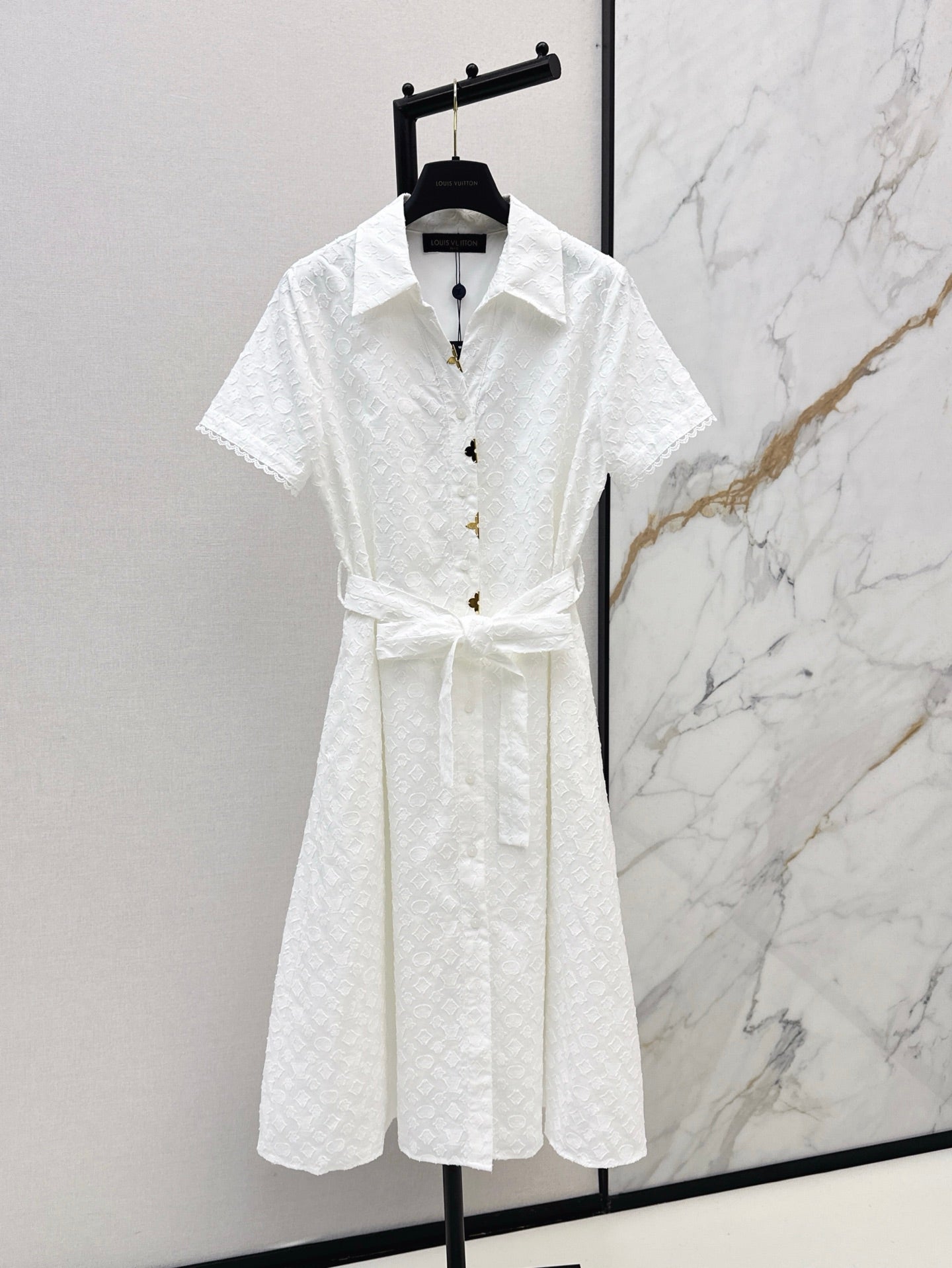 Loui* 25ss monogram jacquard belted dress