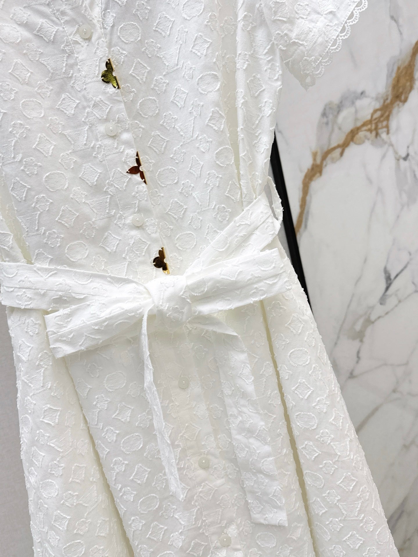 Loui* 25ss monogram jacquard belted dress