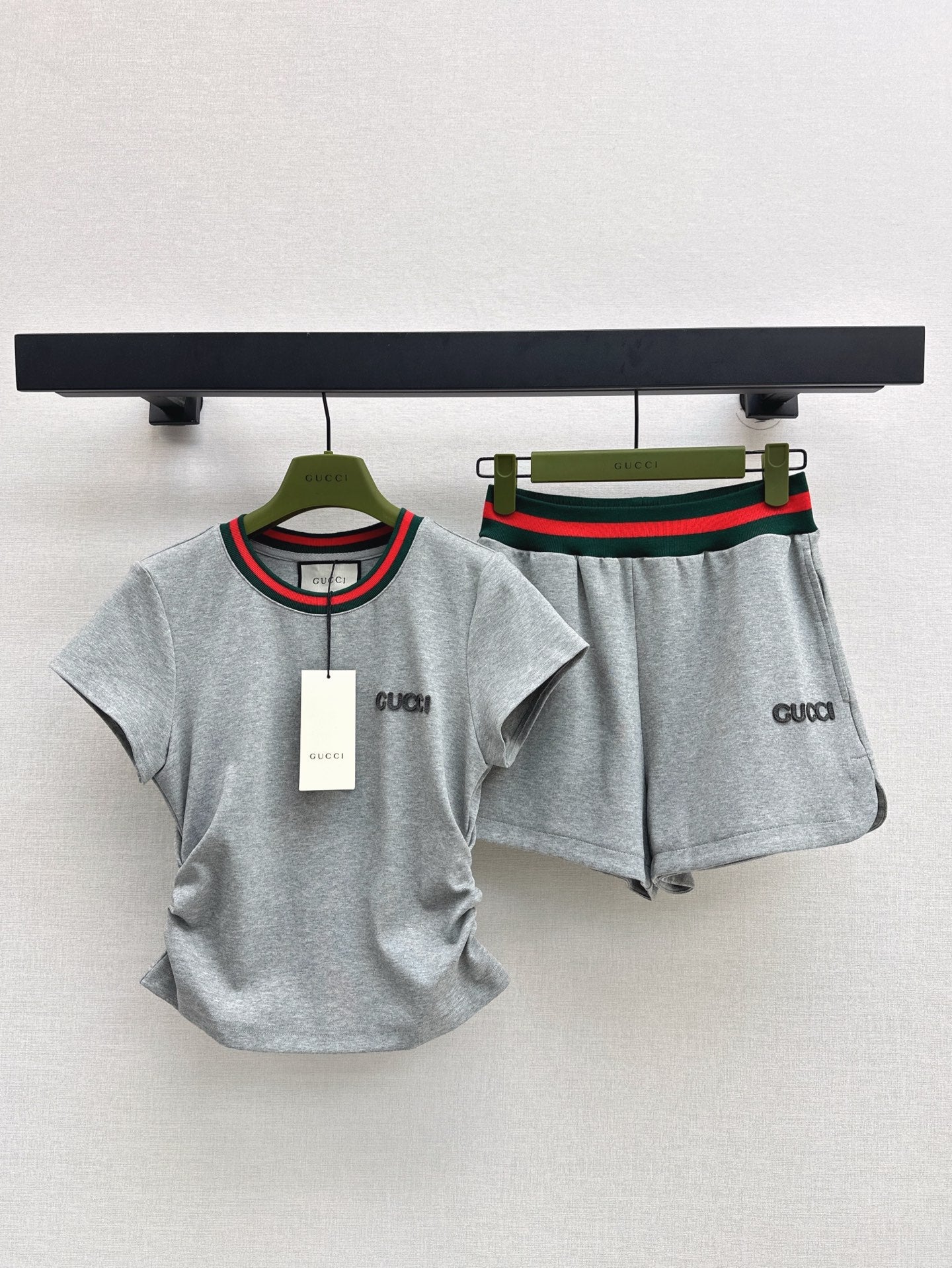 Gu* 25ss threaded leisure suit