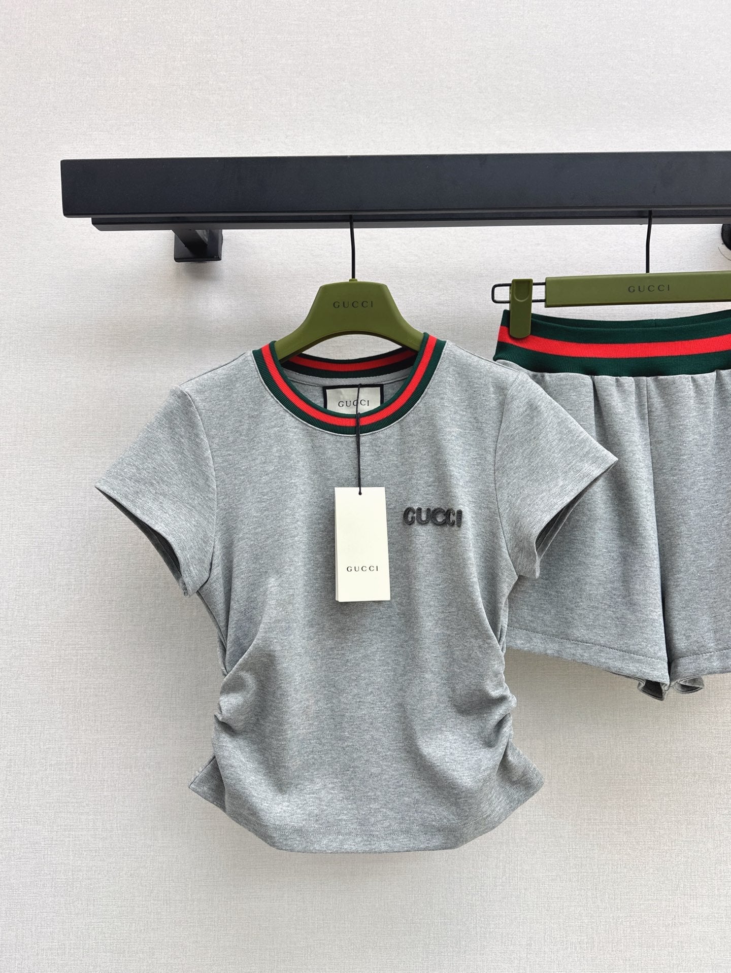 Gu* 25ss threaded leisure suit