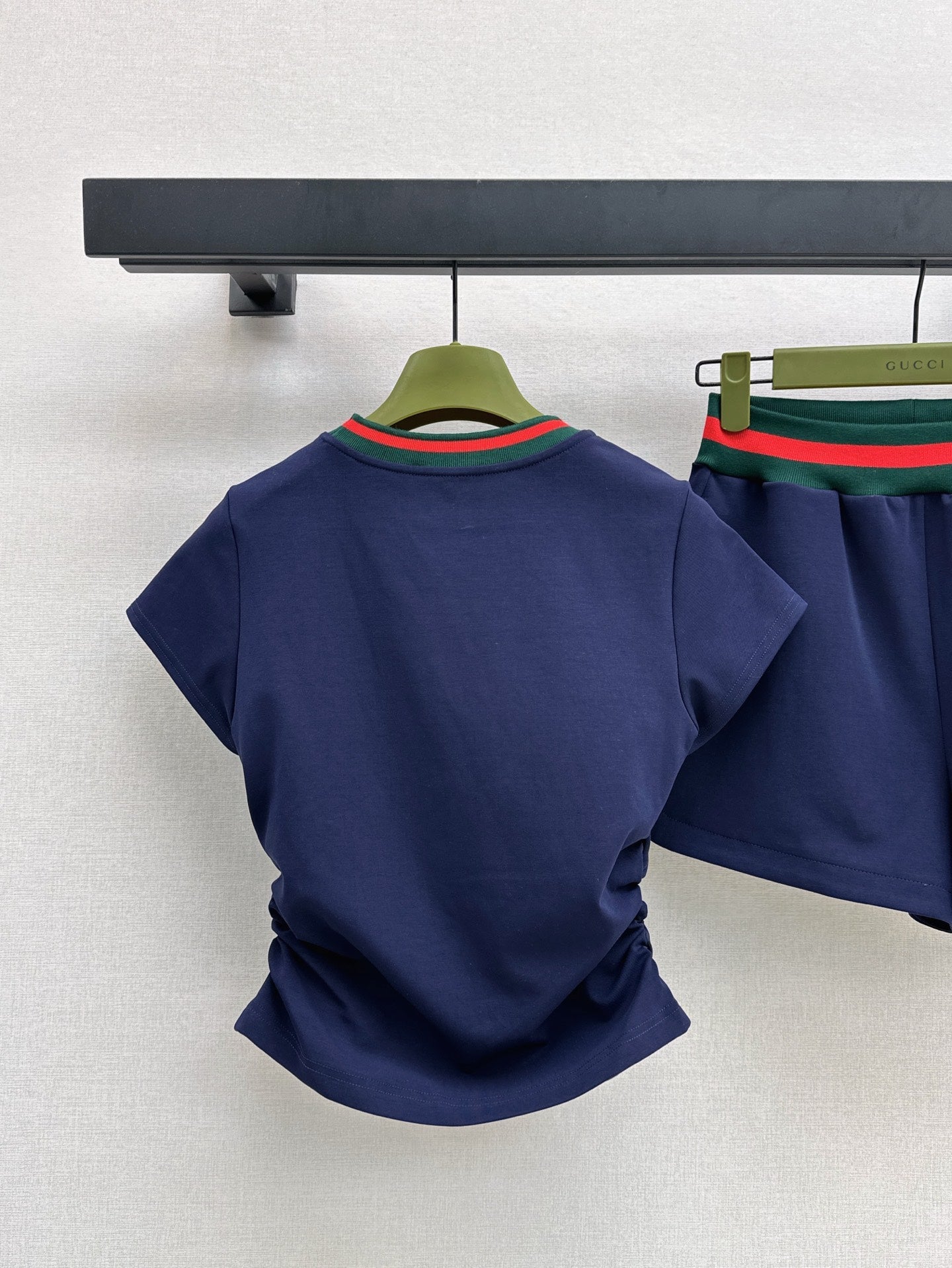 Gu* 25ss threaded leisure suit