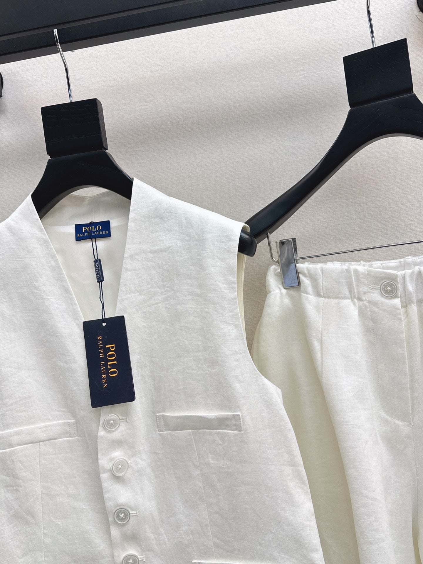 Lor*P 25ss linen vest and short suit