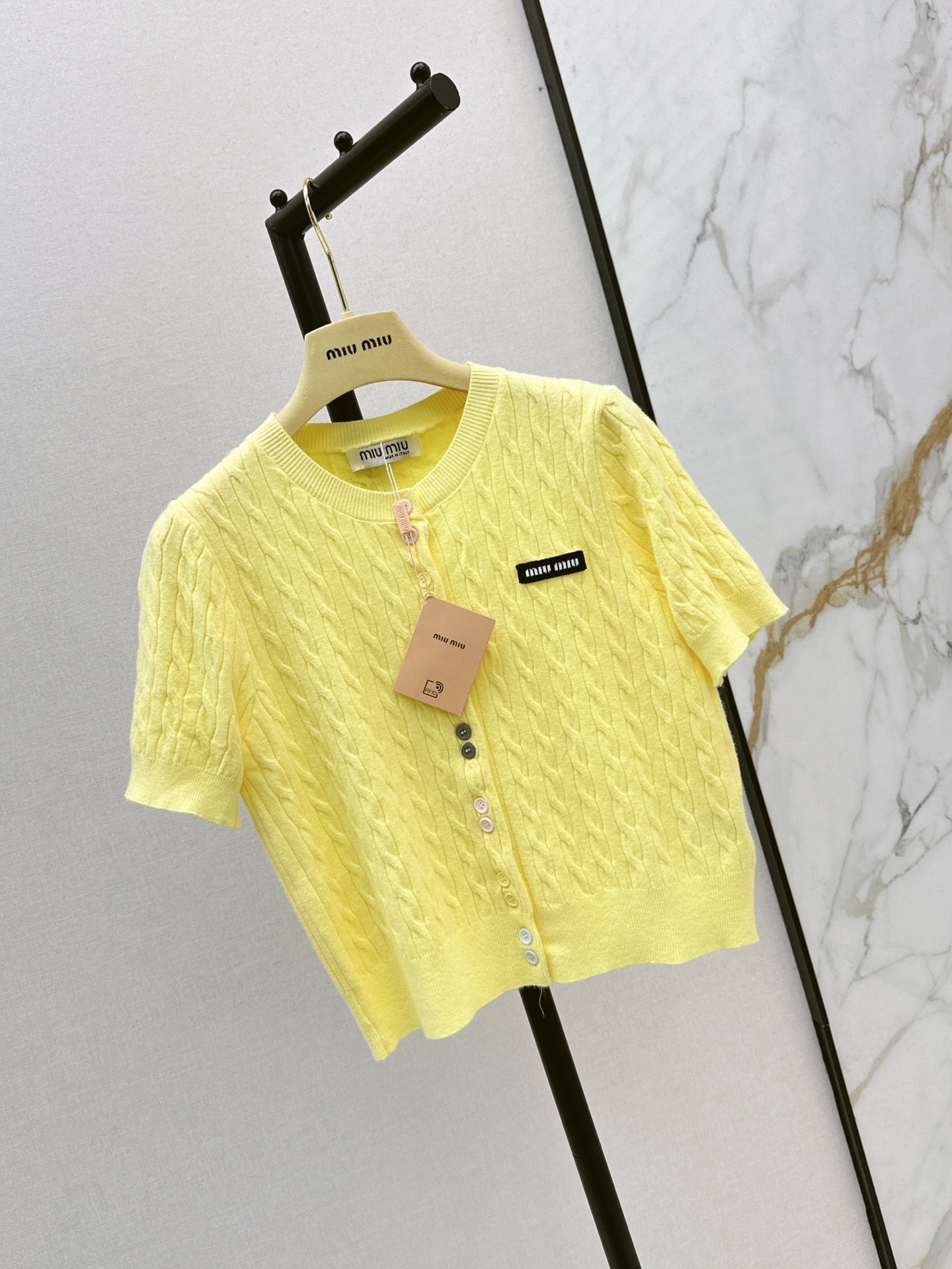 M*u 25ss wool kintted top