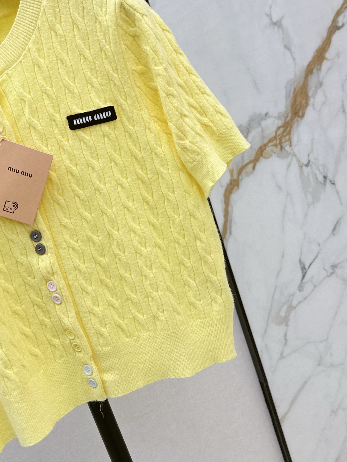 M*u 25ss wool kintted top