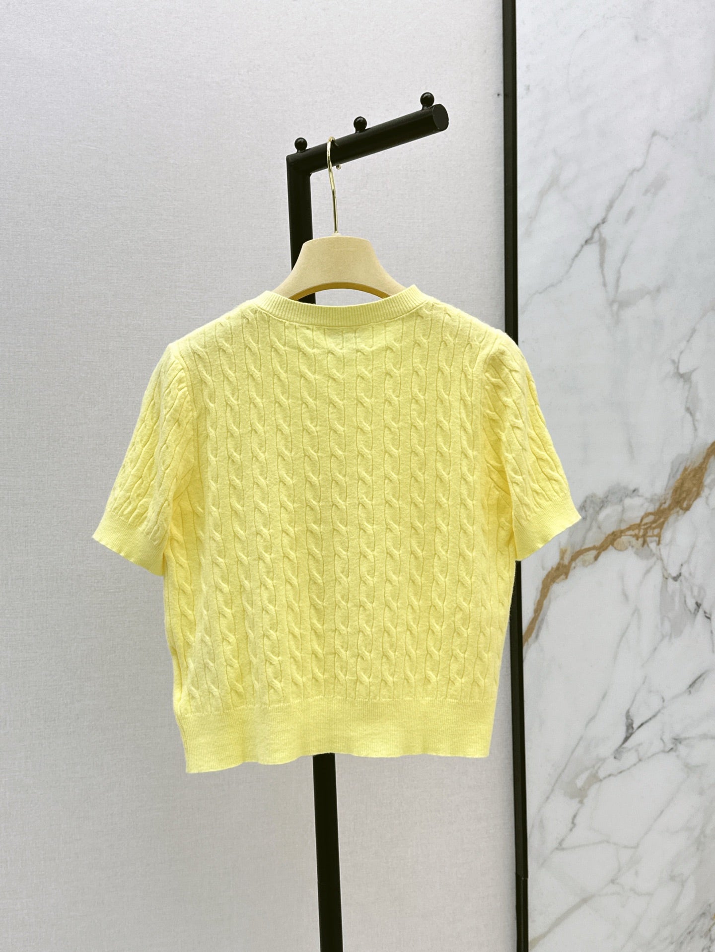 M*u 25ss wool kintted top