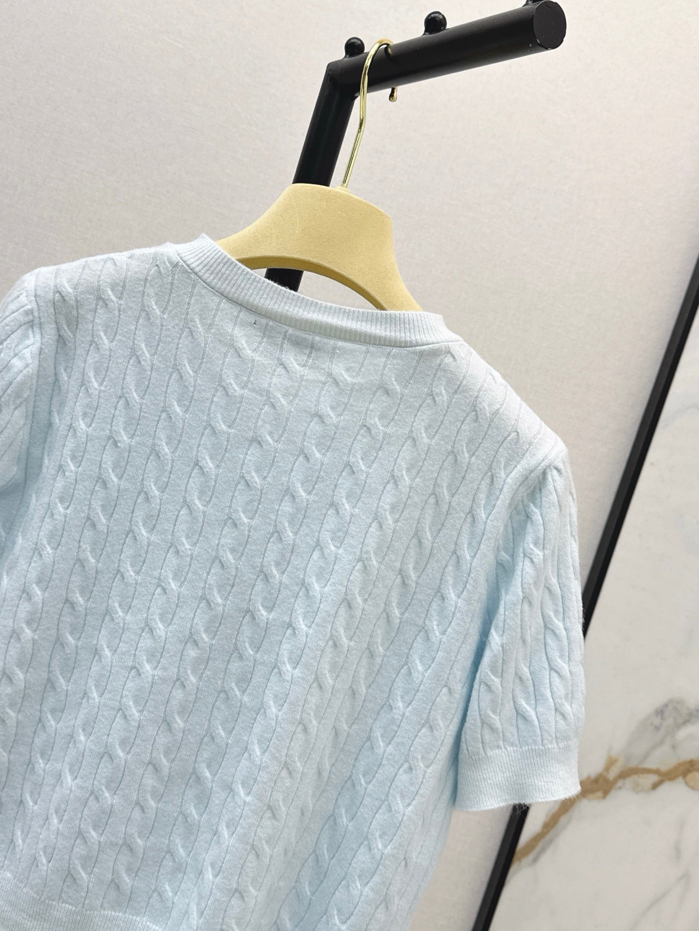 M*u 25ss wool kintted top