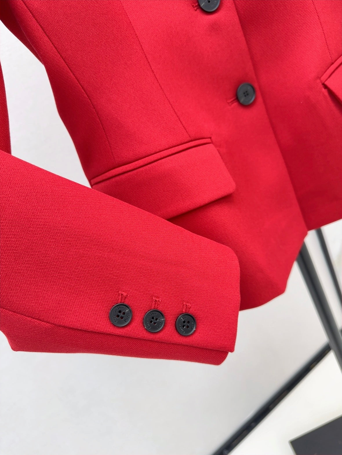 D*r 25ss brooch fitted blazer jacket