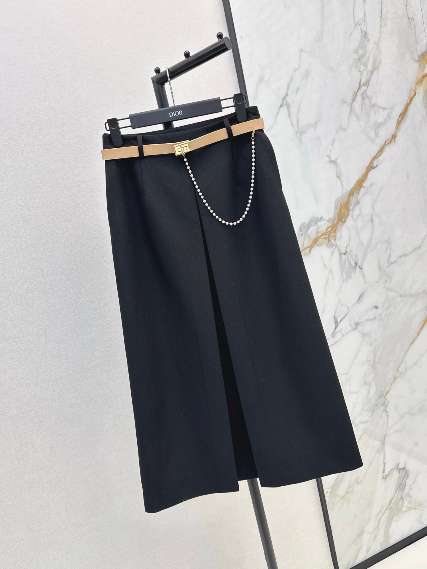 D*r 25ss mid-length belted skirt
