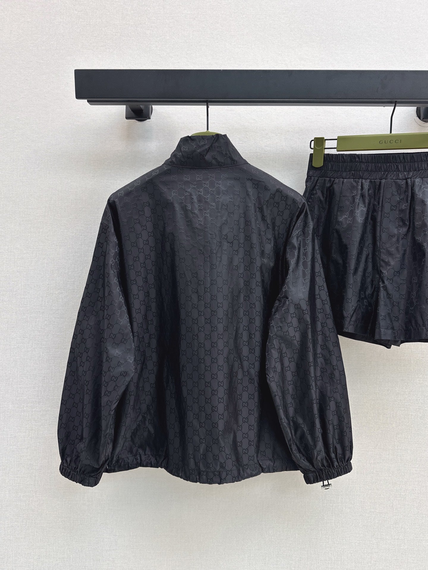 Gu* 25ss GG printed zip jacket and shorts suit