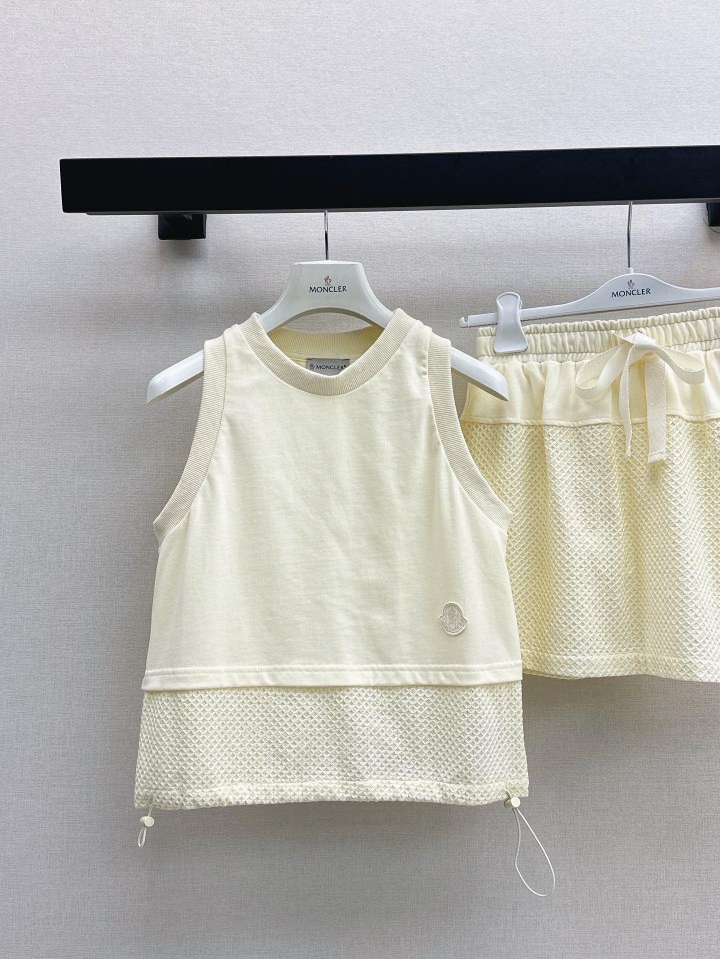 Monc* 25ss mesh vest and miniskirt suit