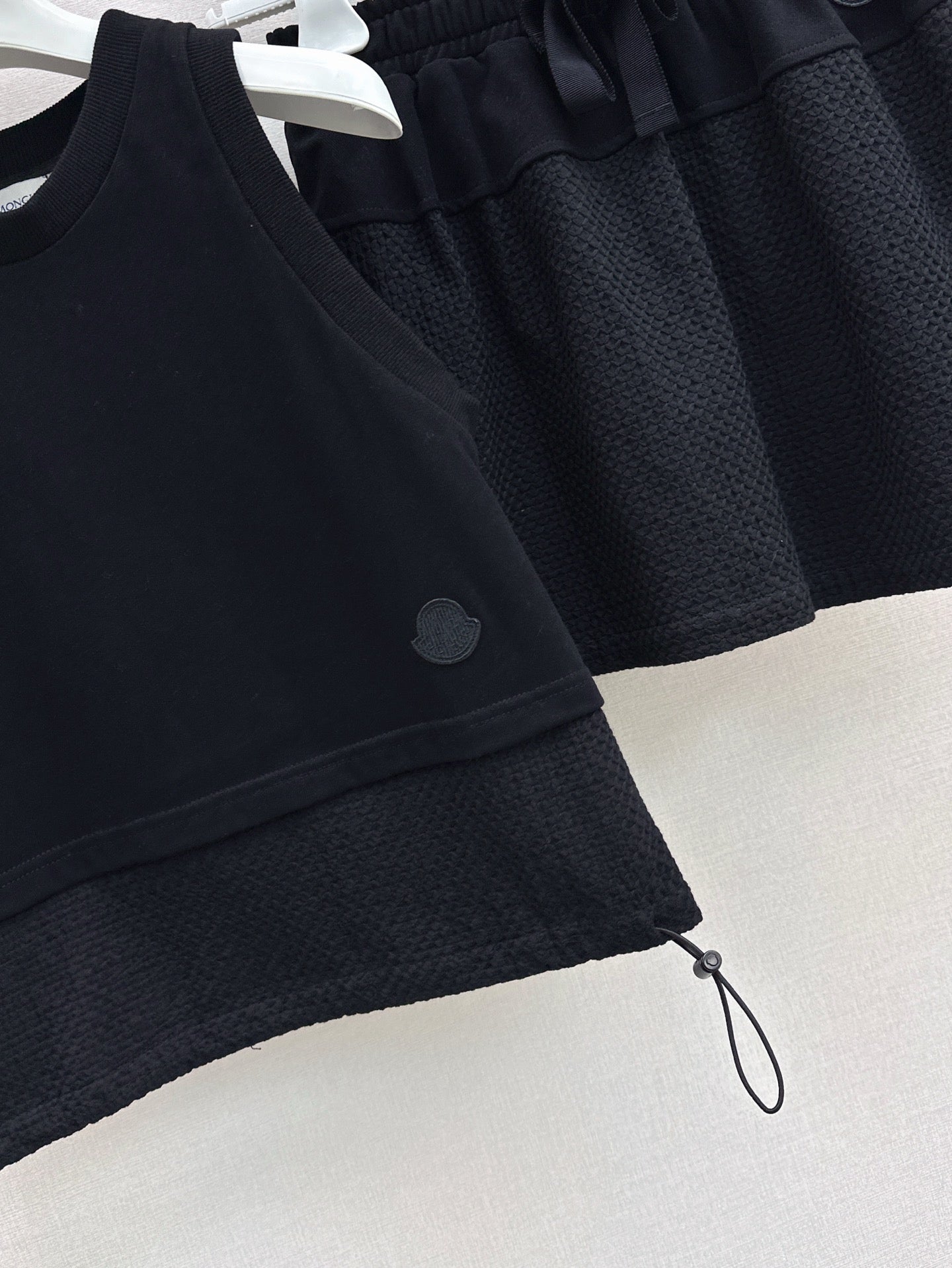 Monc* 25ss mesh vest and miniskirt suit