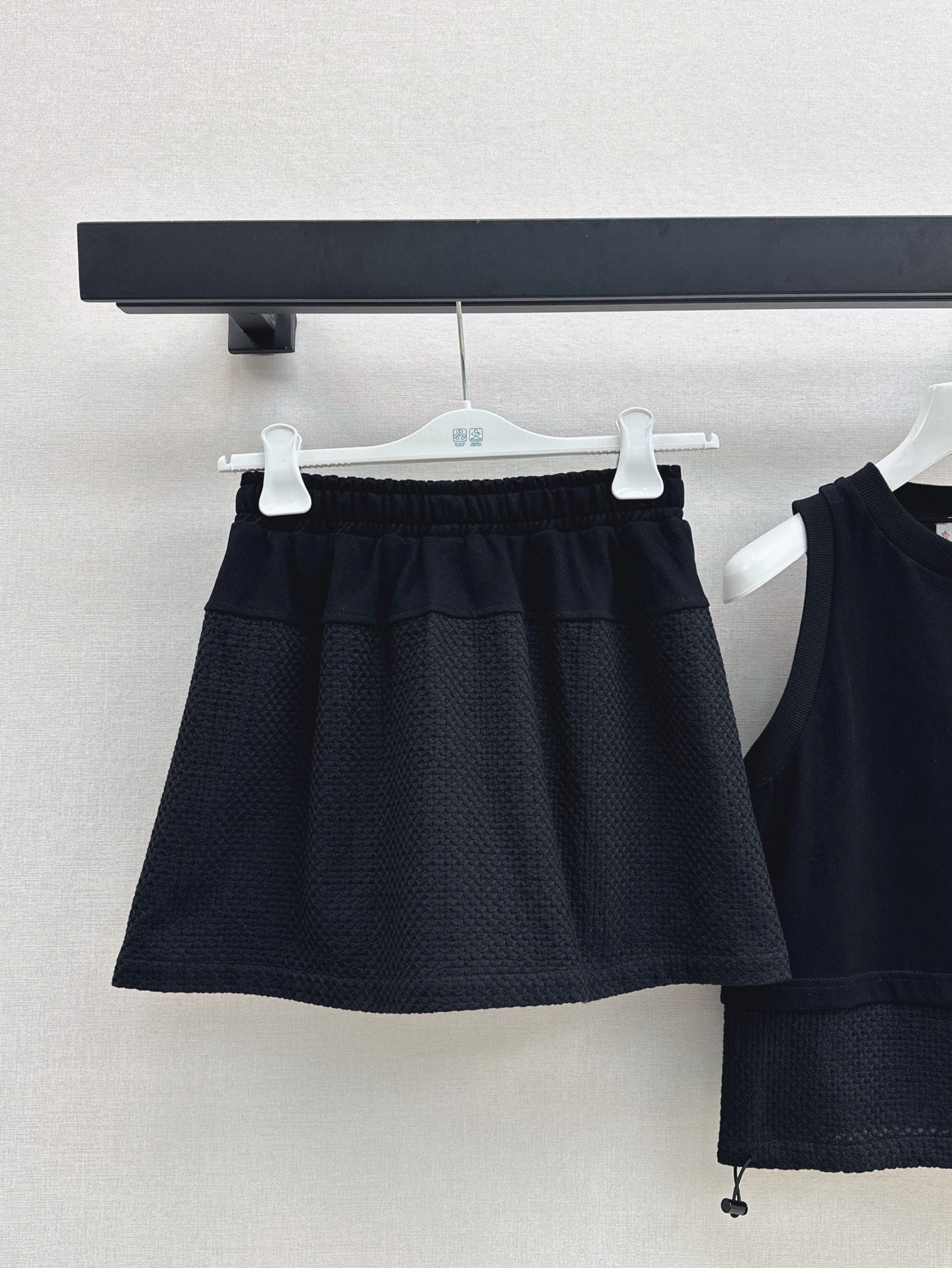 Monc* 25ss mesh vest and miniskirt suit