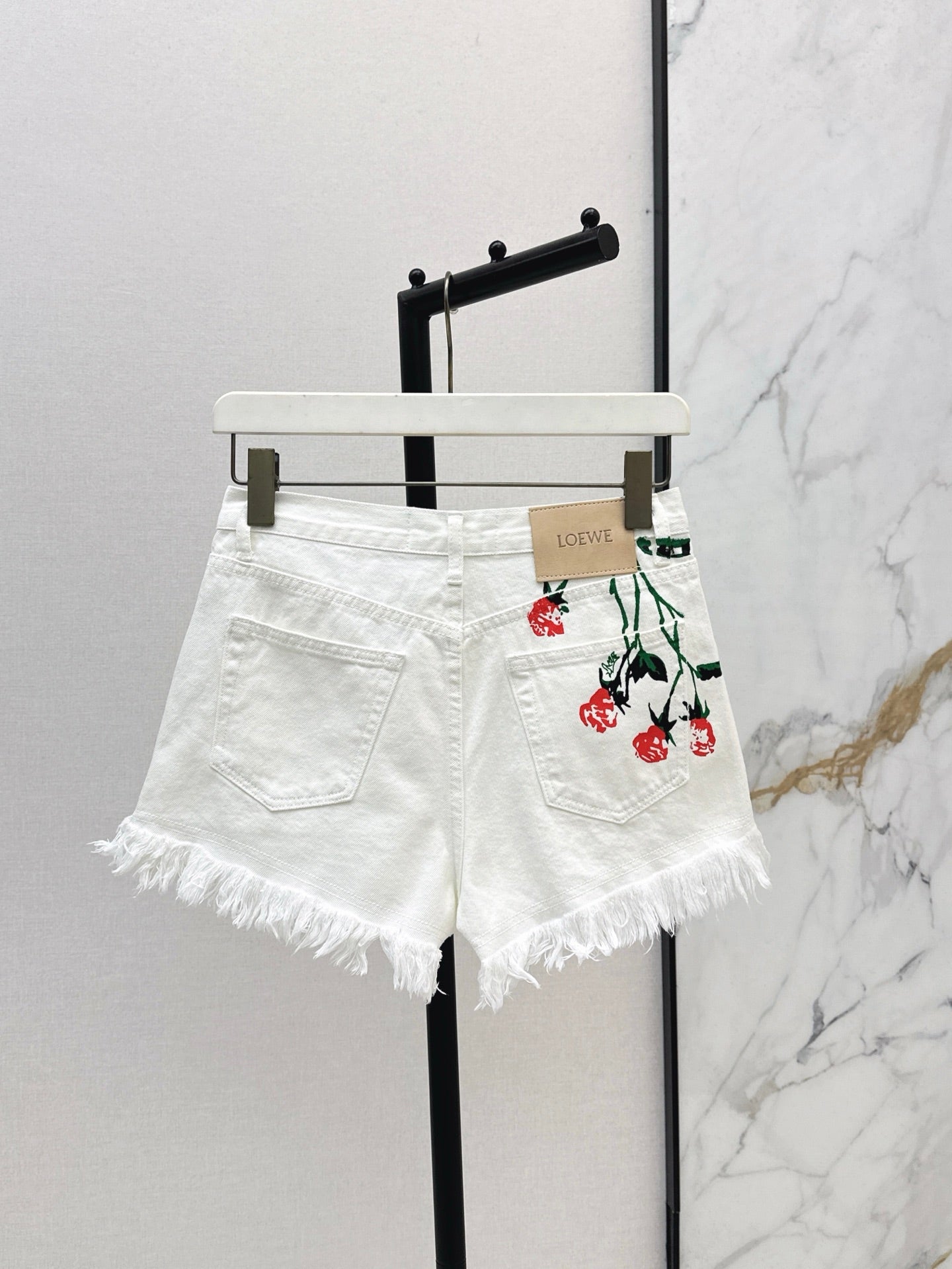 Loe*25ss floral motifs denim shorts
