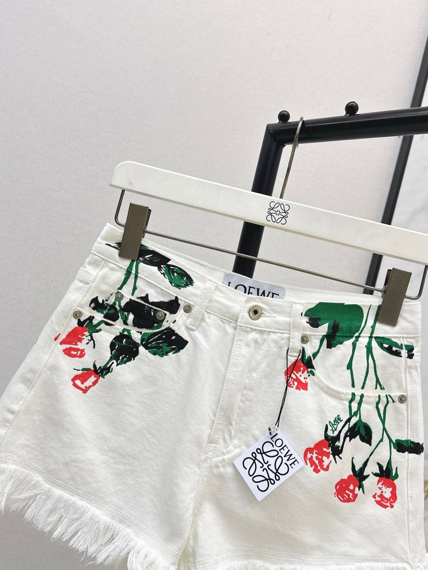 Loe*25ss floral motifs denim shorts