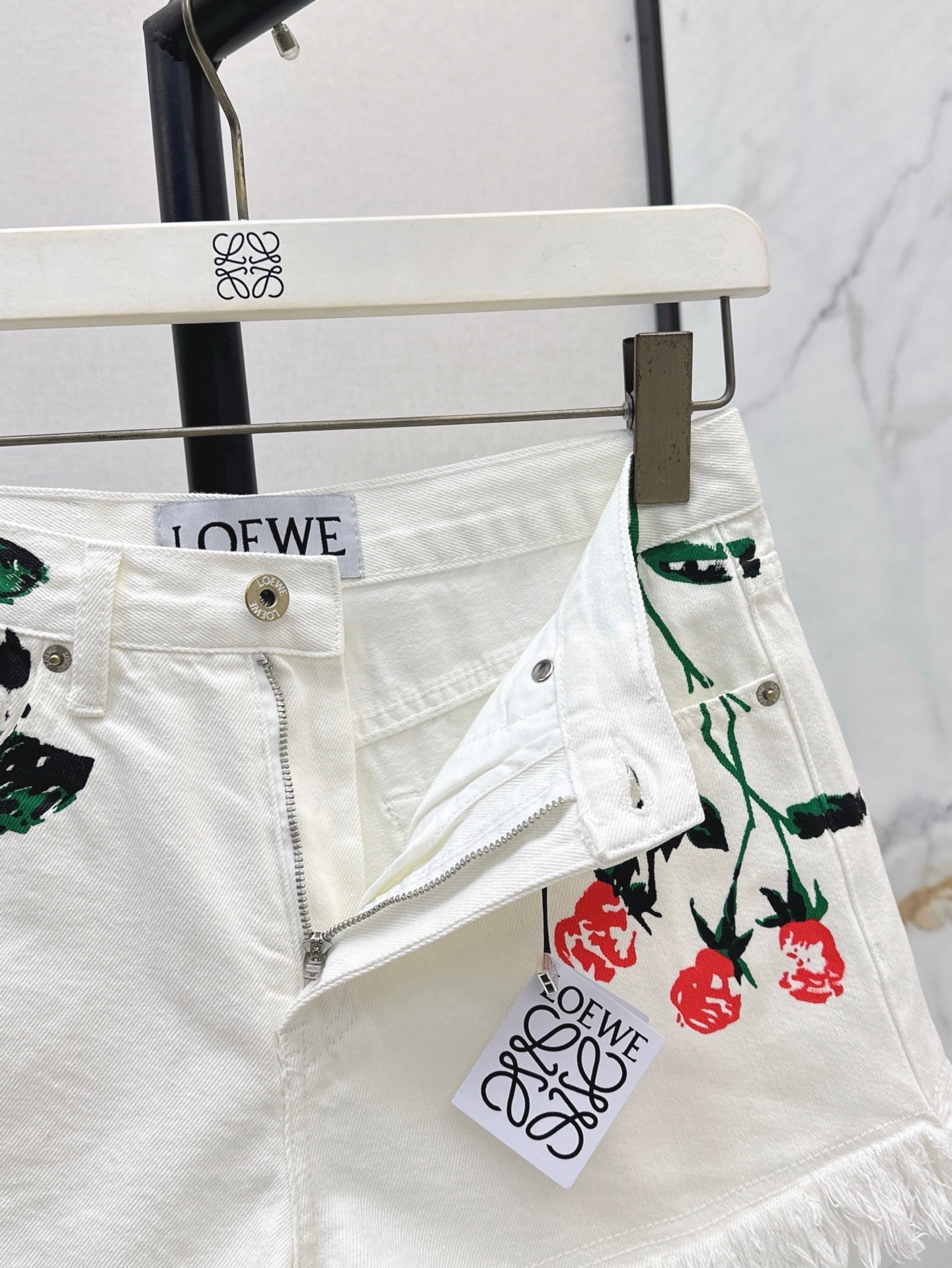 Loe*25ss floral motifs denim shorts