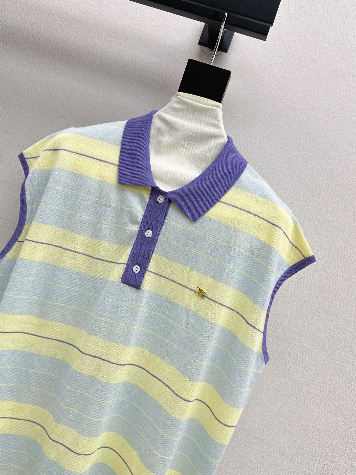 Cel* 25ss short-sleeve knitted top