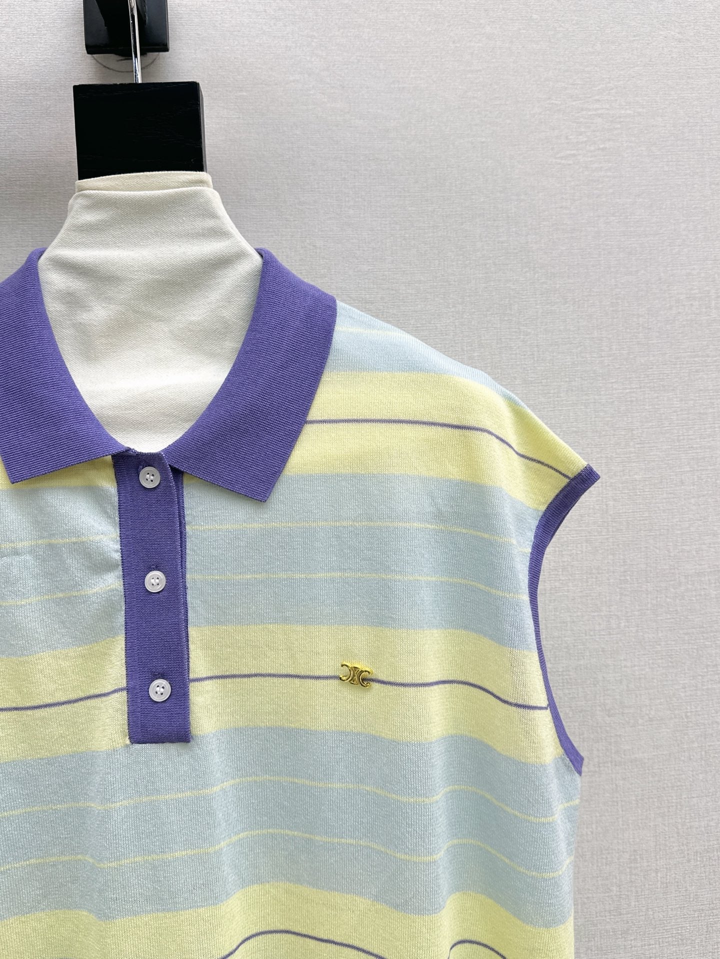 Cel* 25ss short-sleeve knitted top