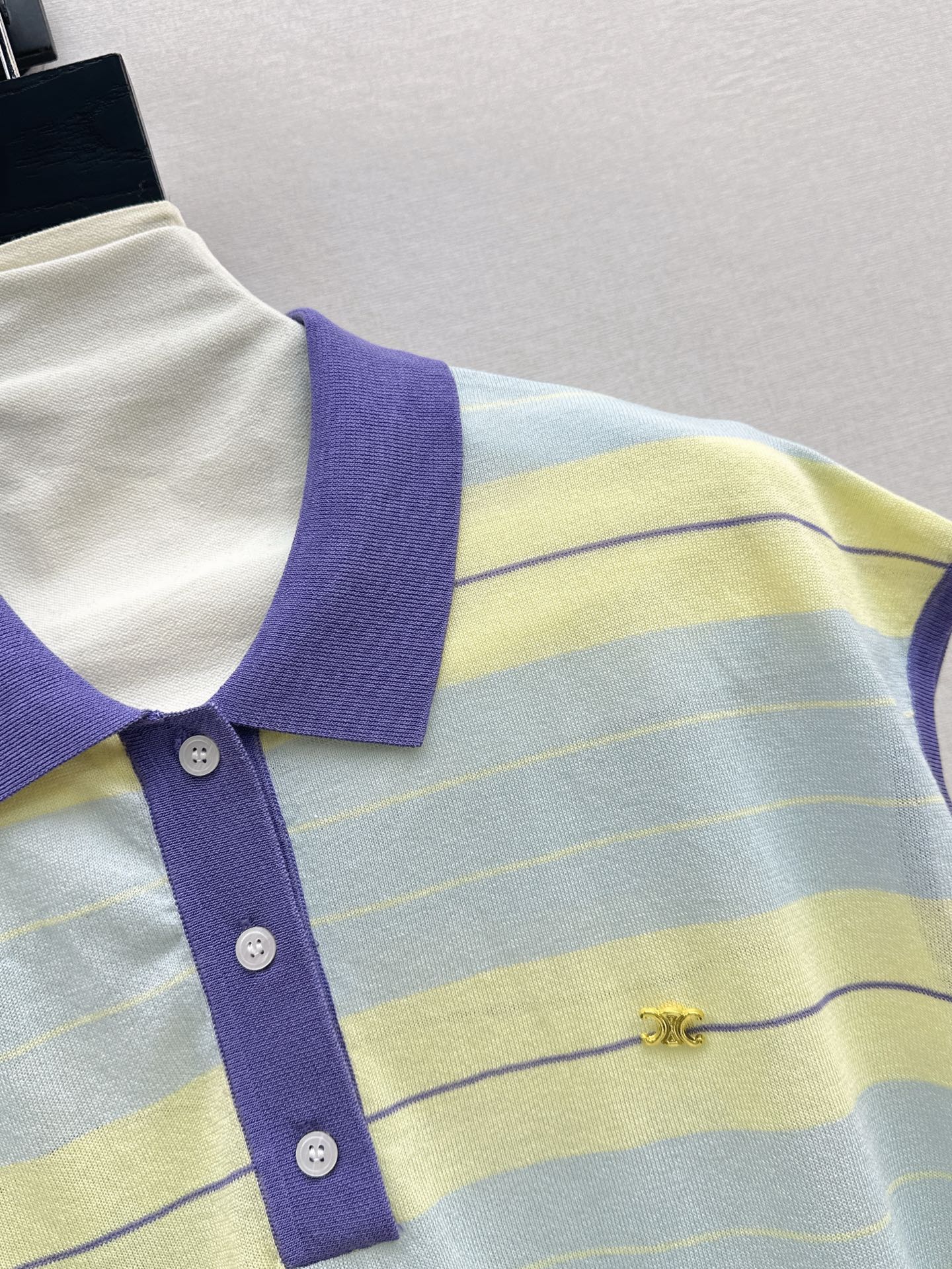 Cel* 25ss short-sleeve knitted top