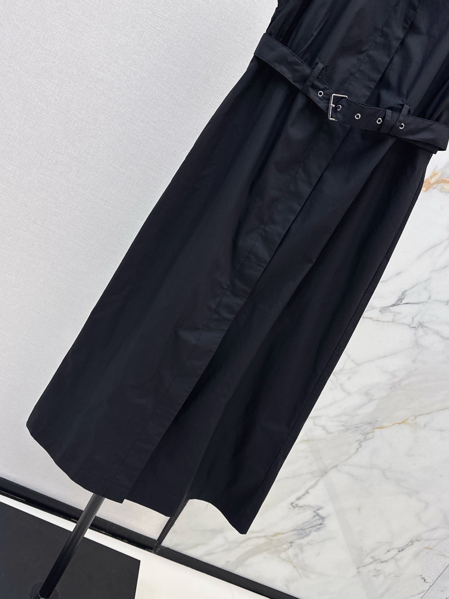 D*r 25ss V-neck mid-length dress