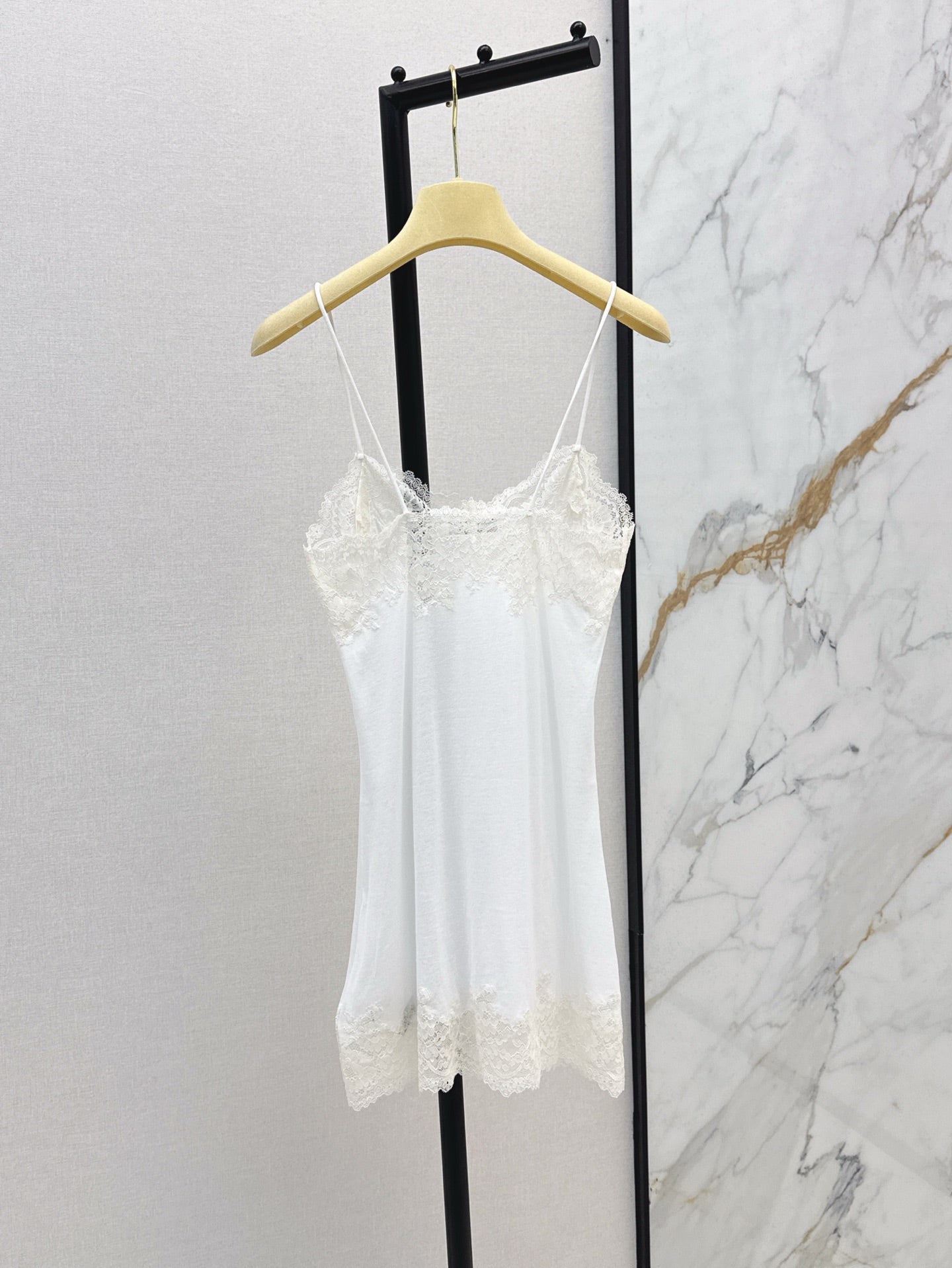 M*u 25ss lace trim mini dress