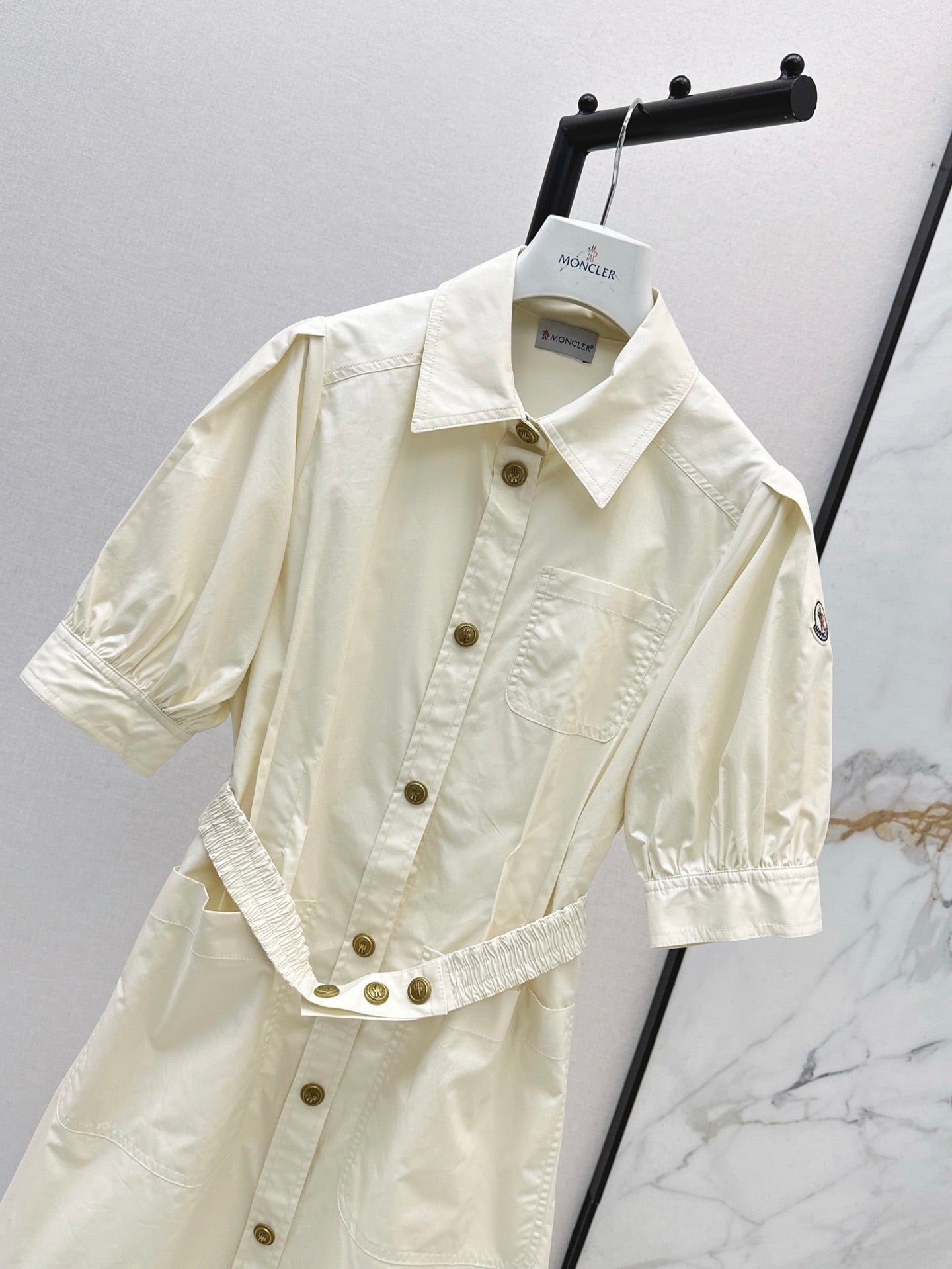 Monc* 25ss button belted mini dress