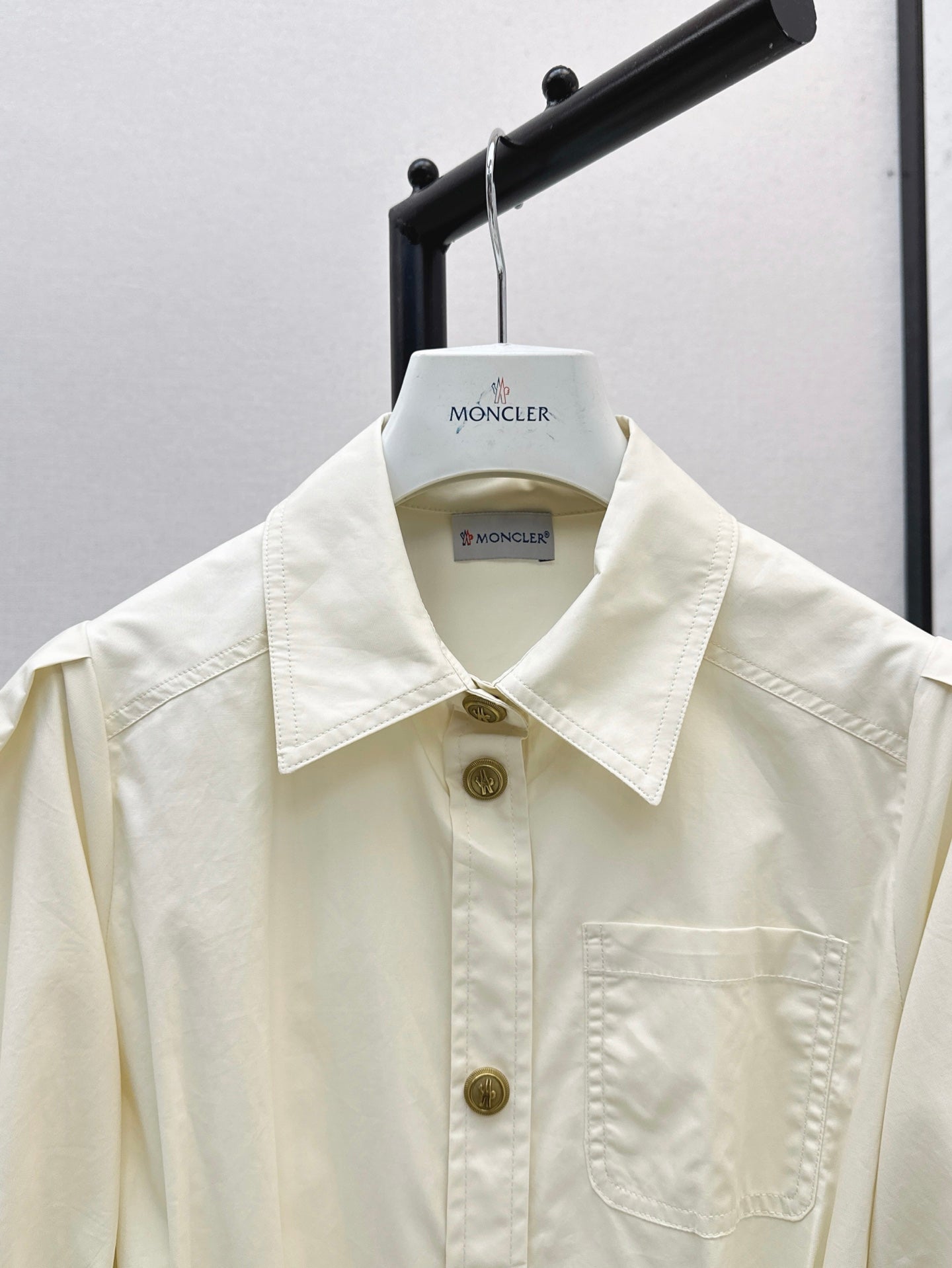 Monc* 25ss button belted mini dress