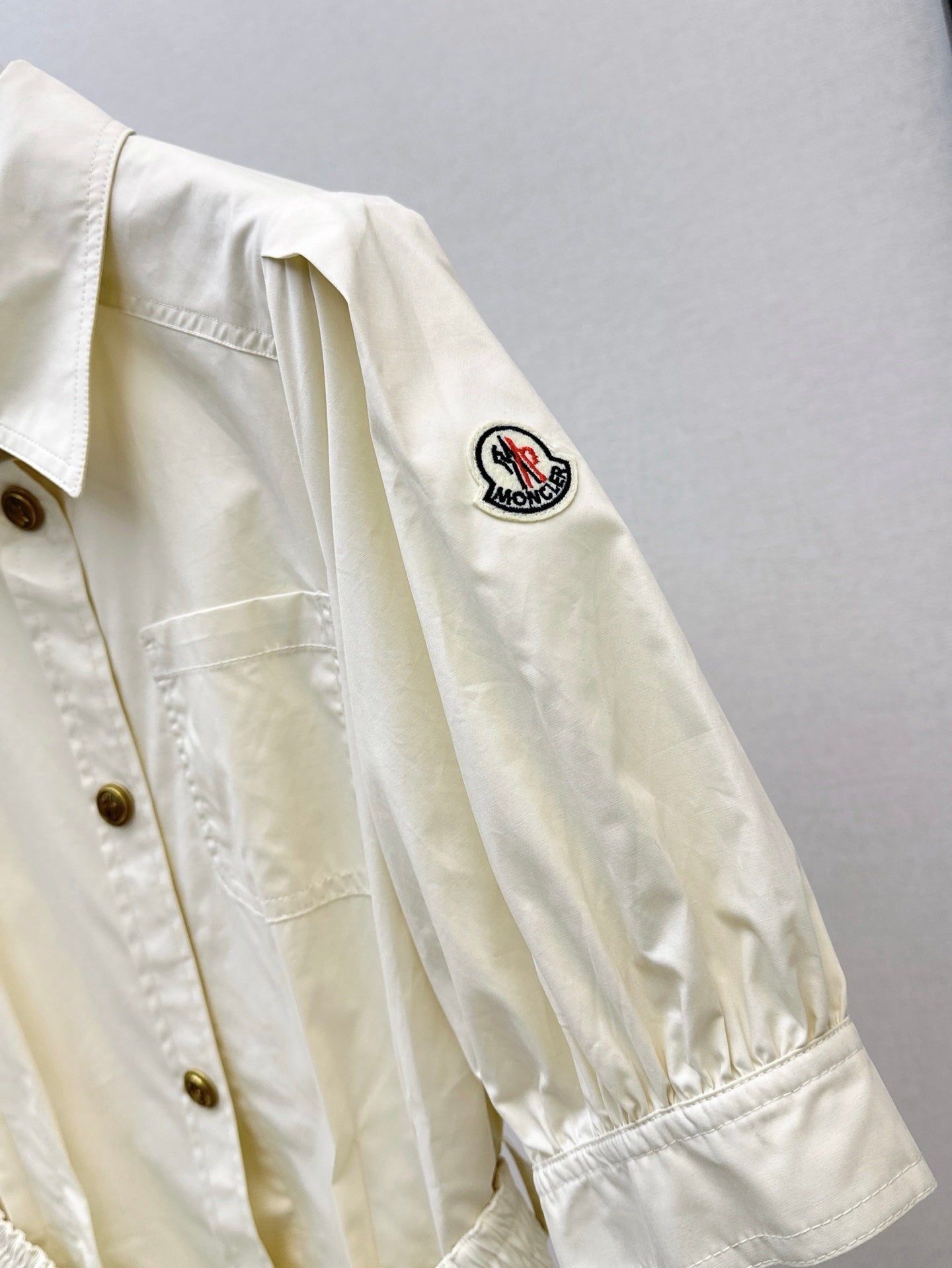 Monc* 25ss button belted mini dress