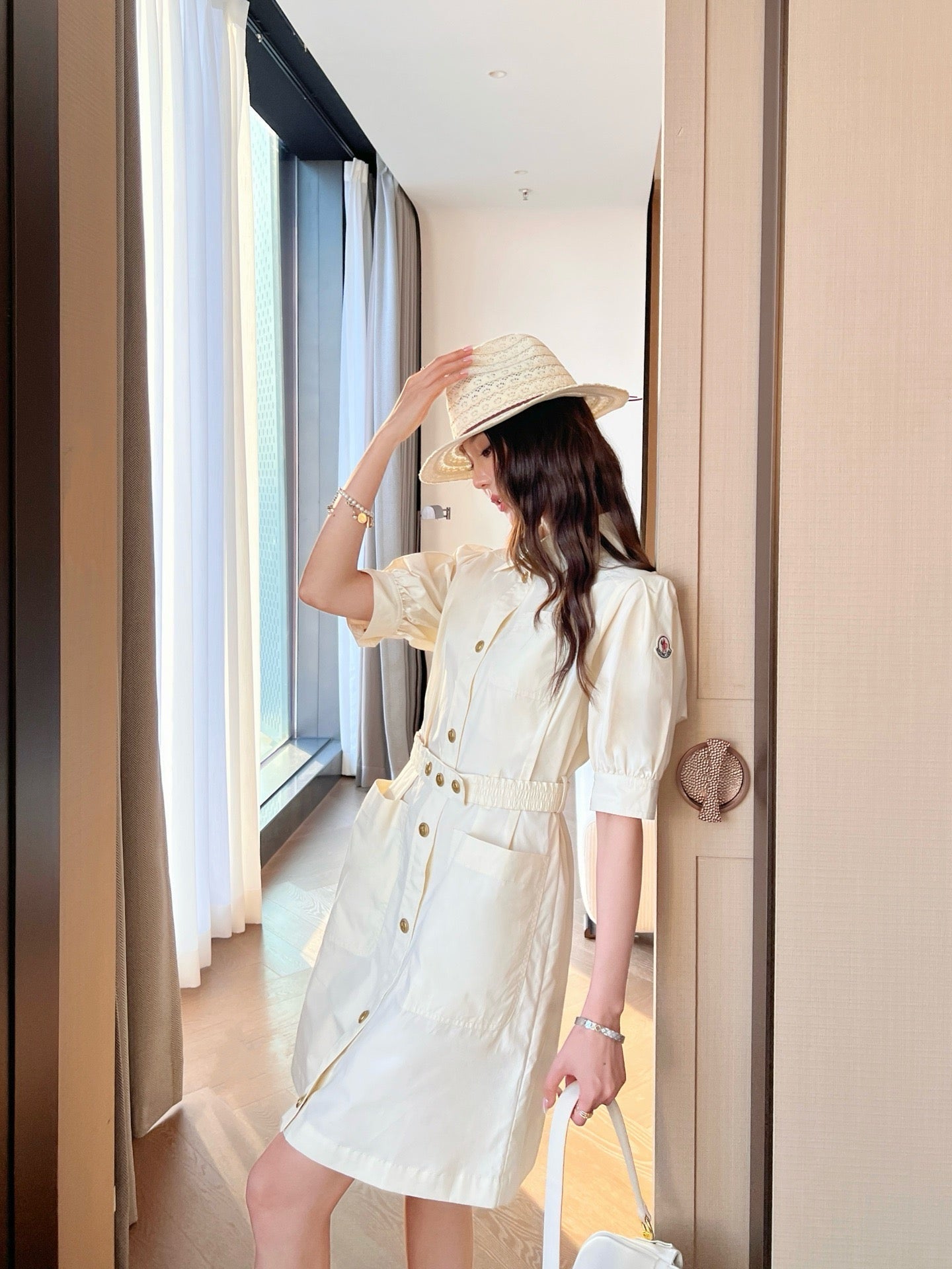 Monc* 25ss button belted mini dress