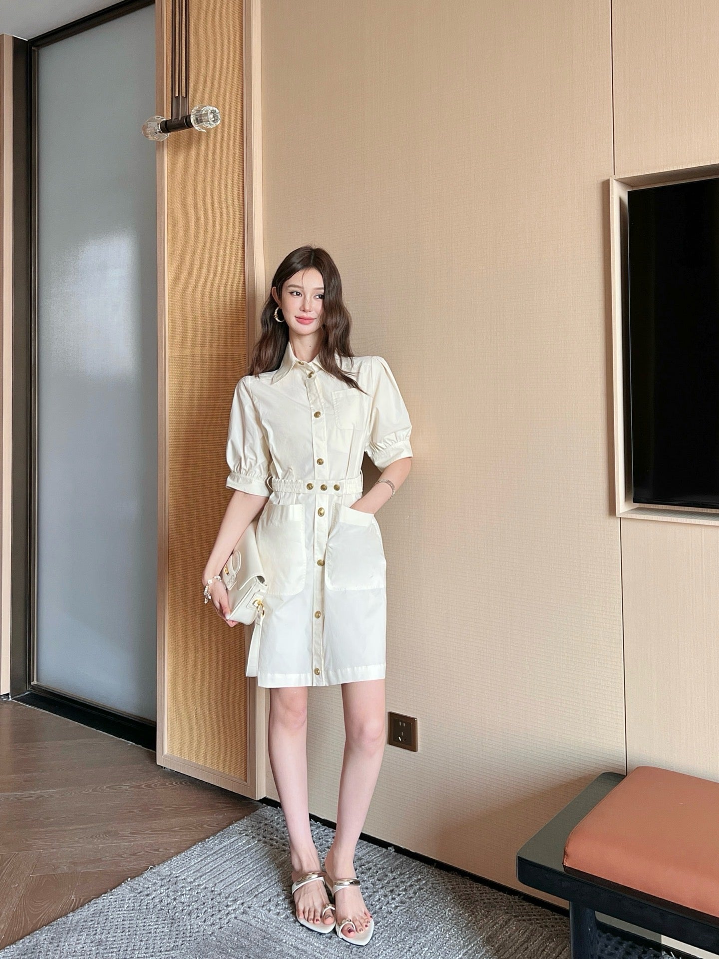 Monc* 25ss button belted mini dress