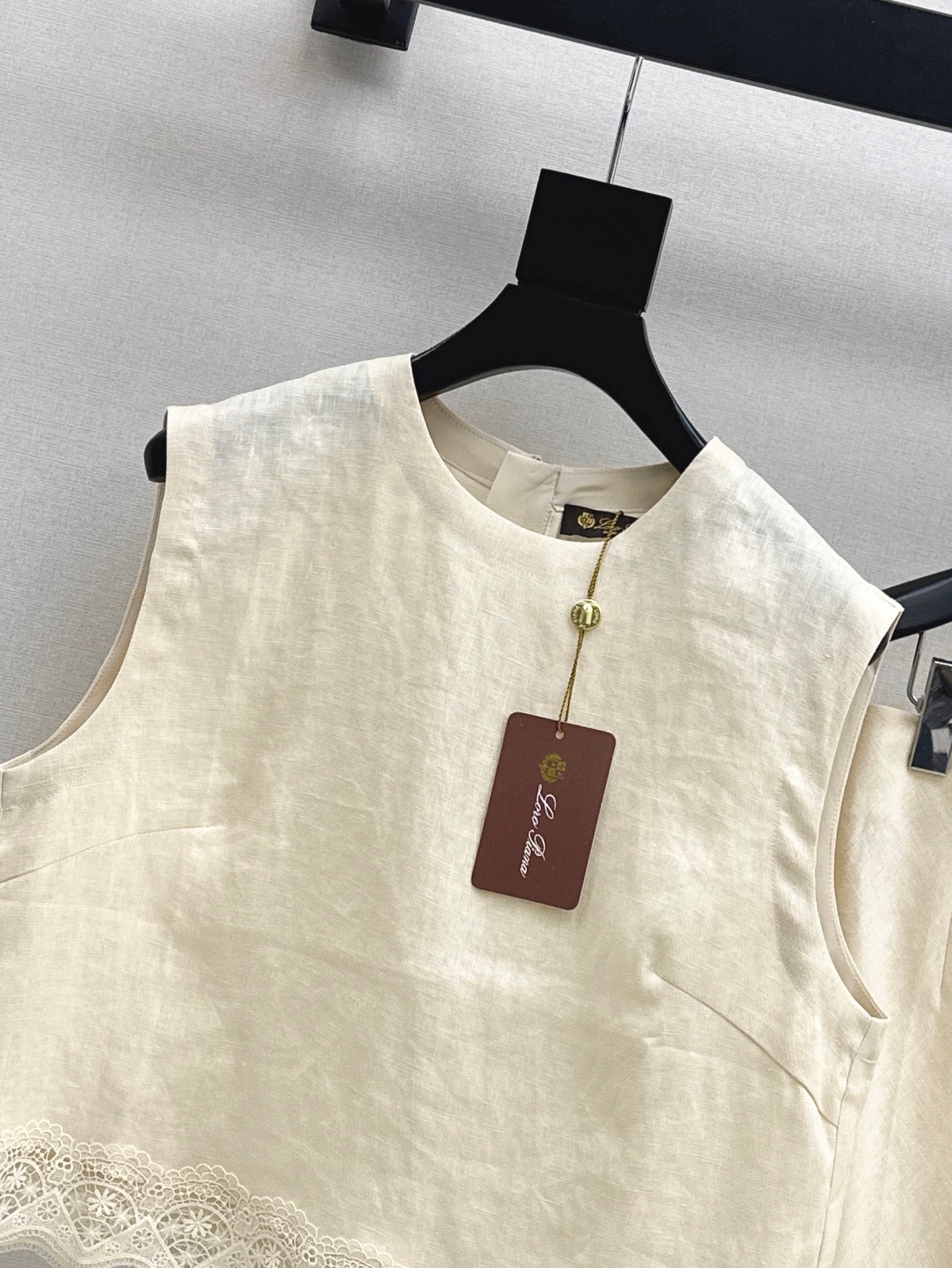 Lor*P 25ss lace trim vest and long skirt suit