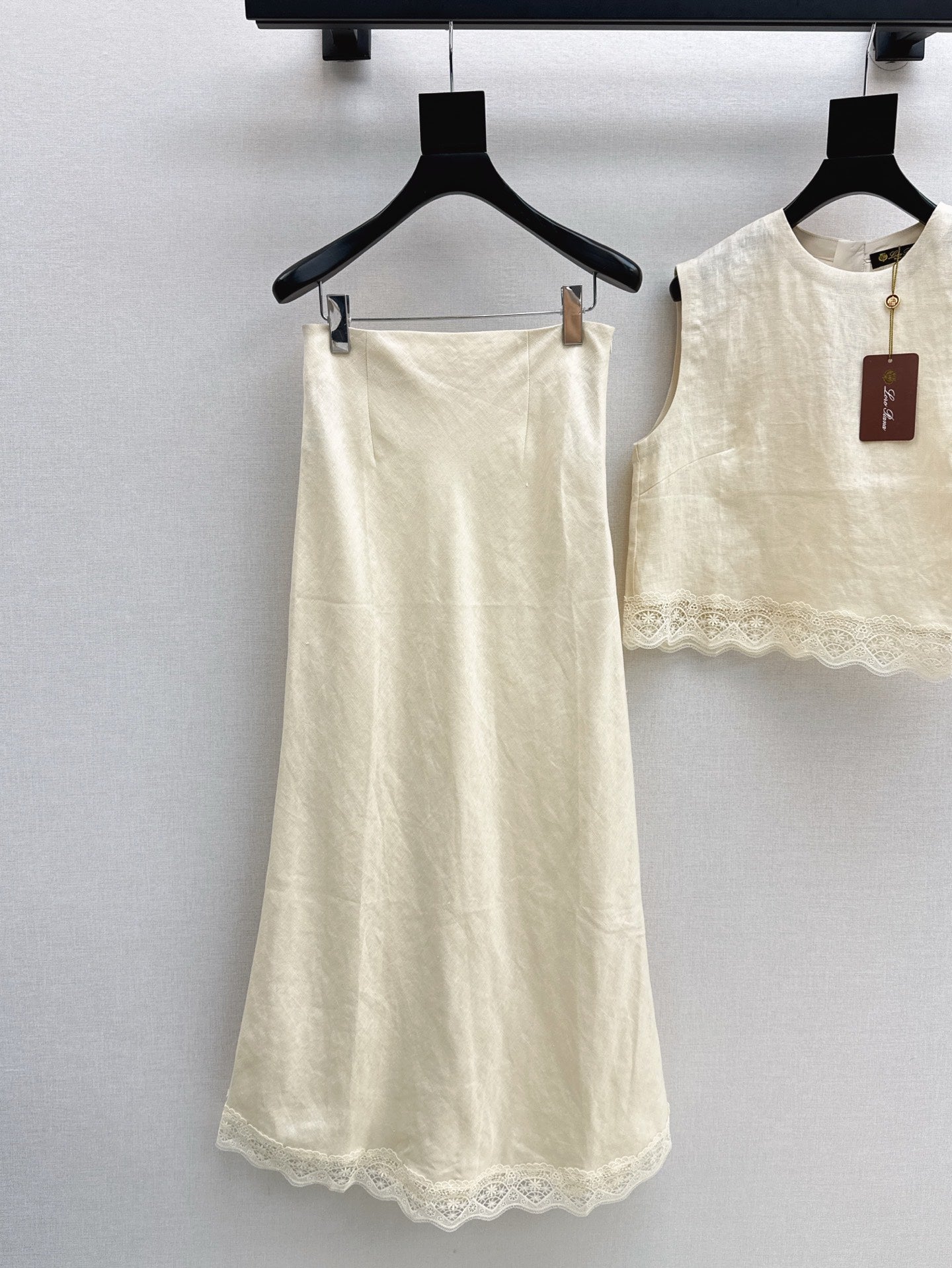 Lor*P 25ss lace trim vest and long skirt suit