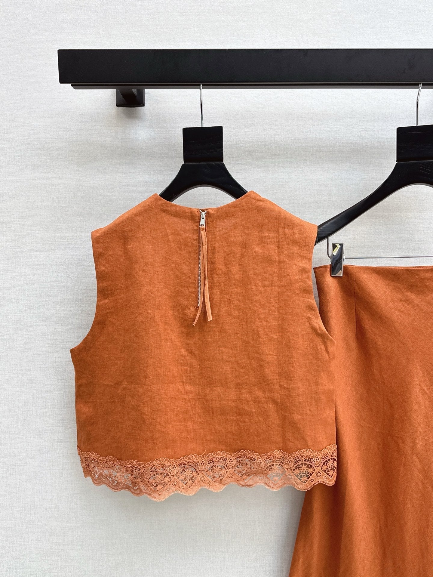 Lor*P 25ss lace trim vest and long skirt suit