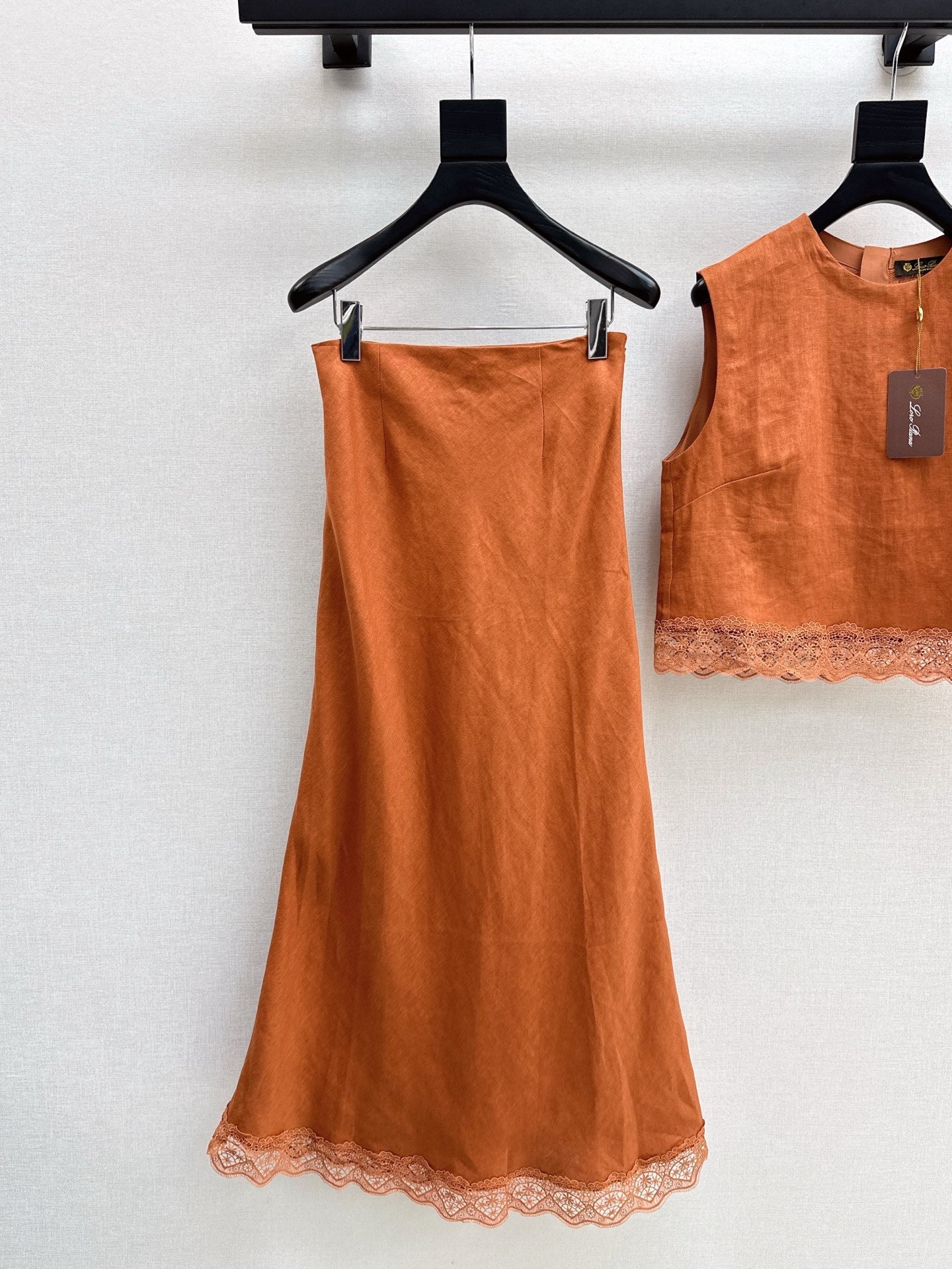 Lor*P 25ss lace trim vest and long skirt suit