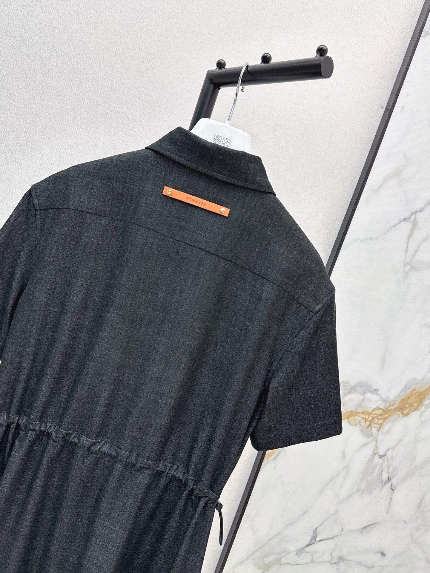 Monc* 25ss mid-length drawstring shirt dress