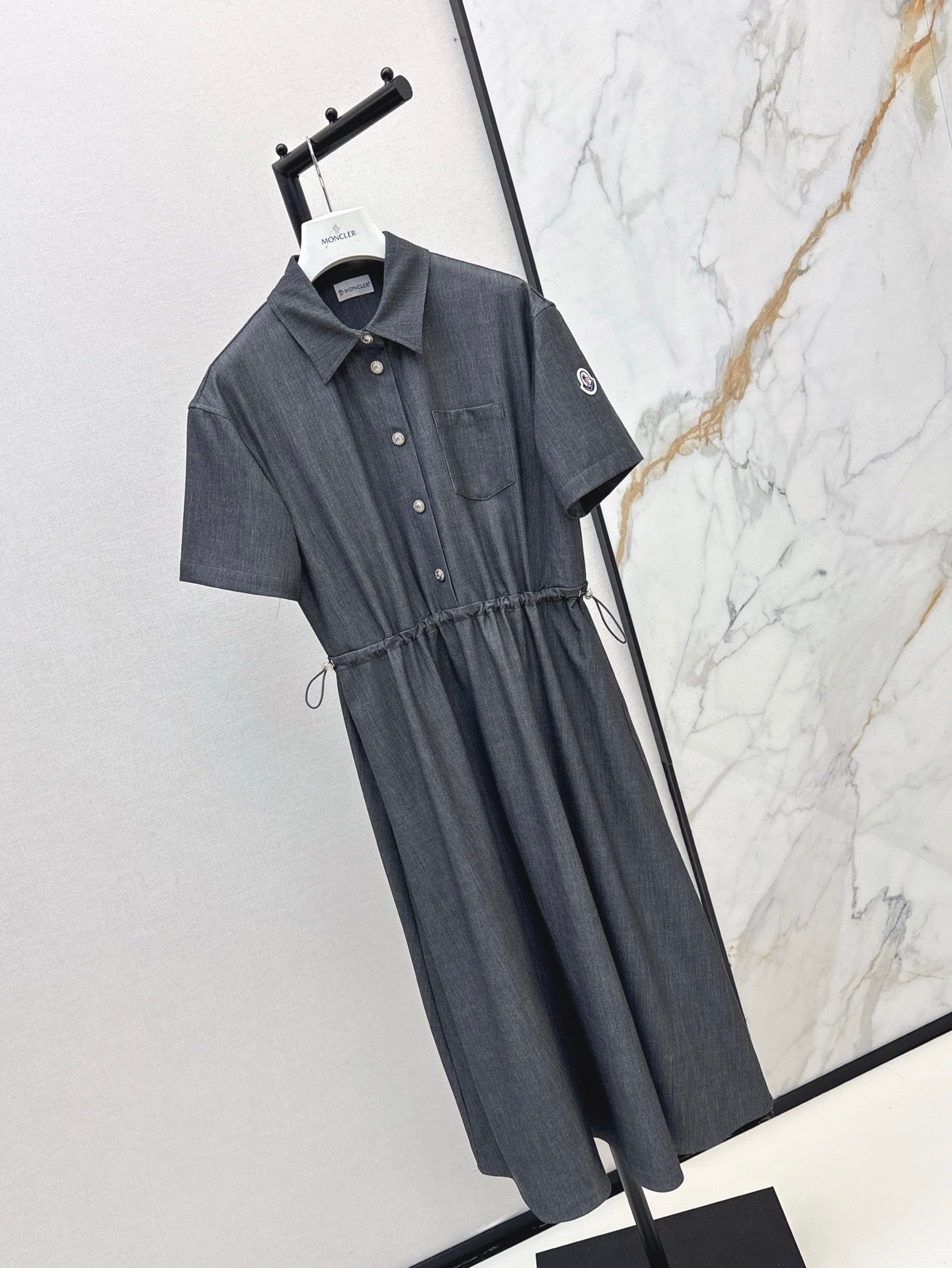 Monc* 25ss mid-length drawstring shirt dress