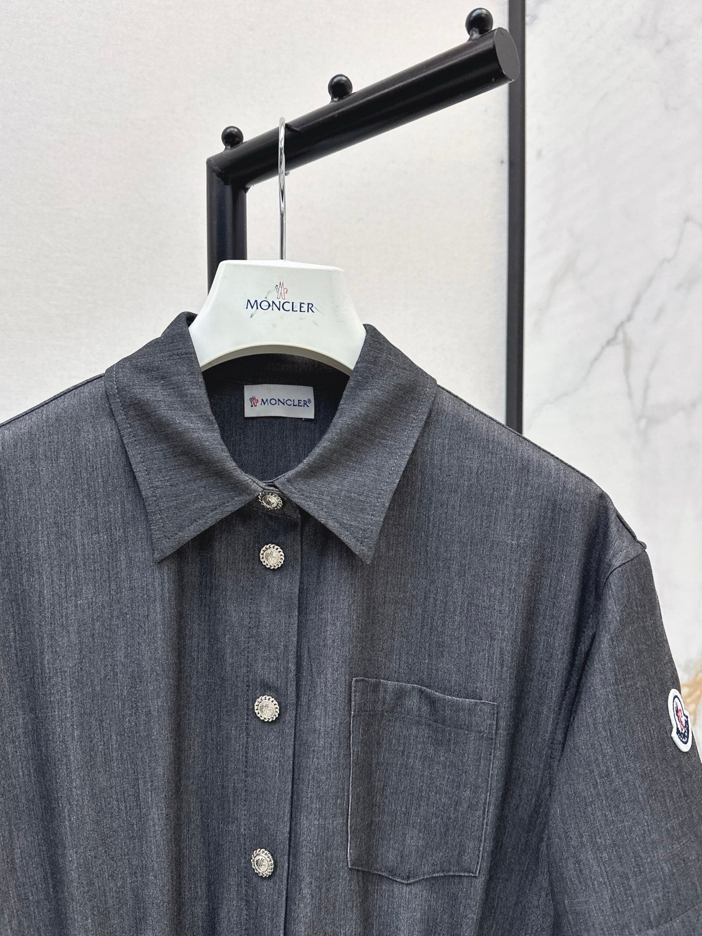 Monc* 25ss mid-length drawstring shirt dress