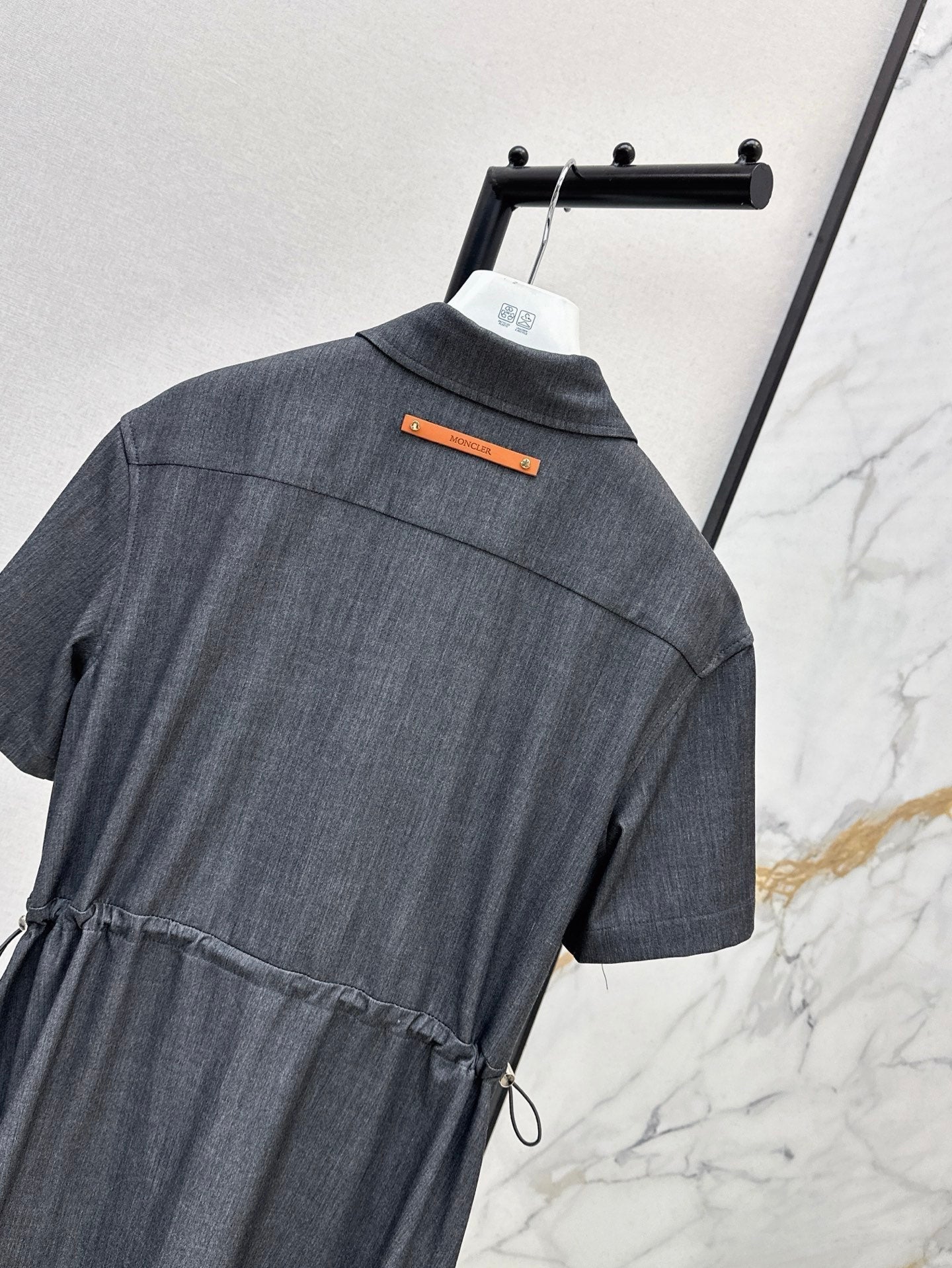 Monc* 25ss mid-length drawstring shirt dress