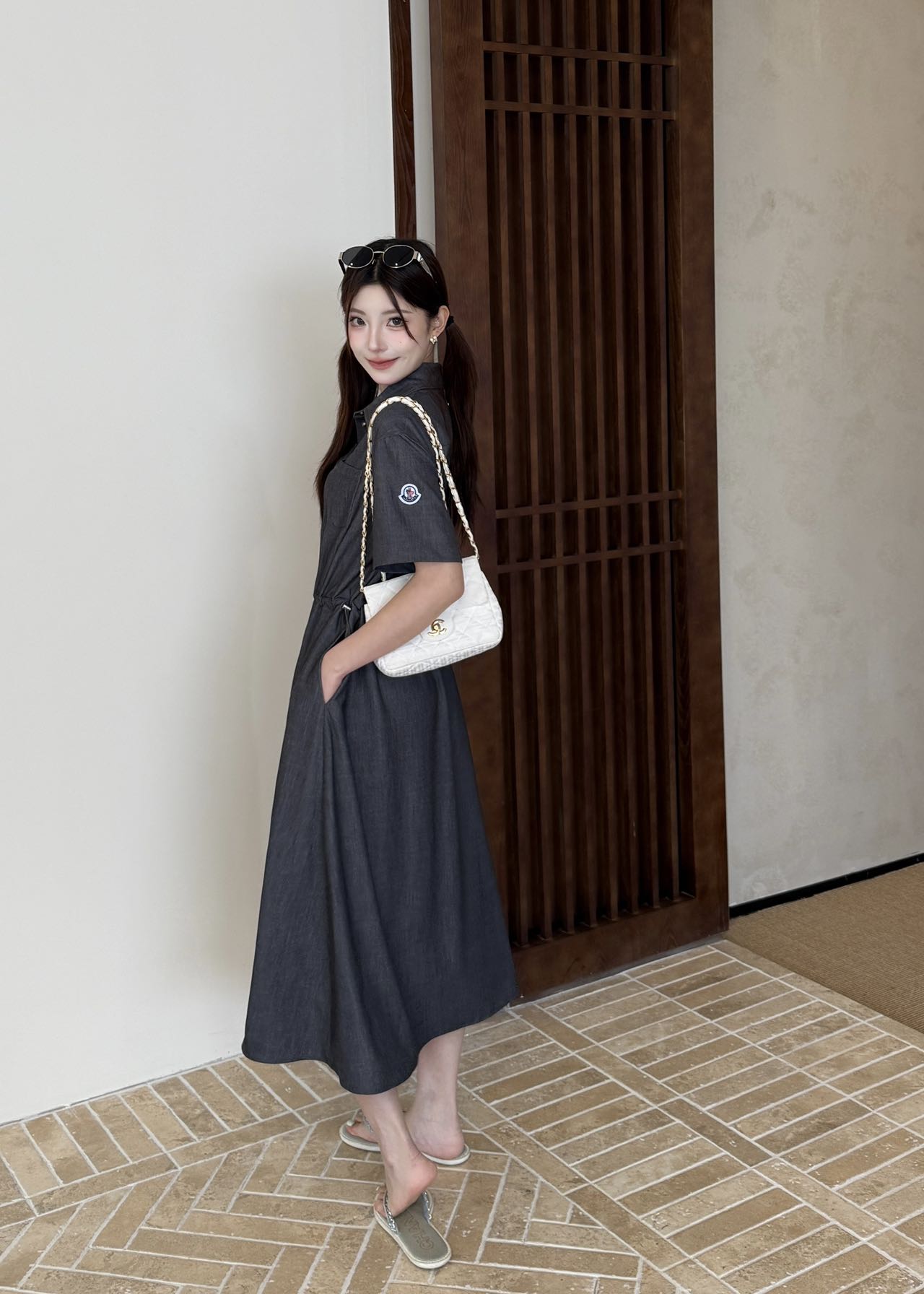 Monc* 25ss mid-length drawstring shirt dress