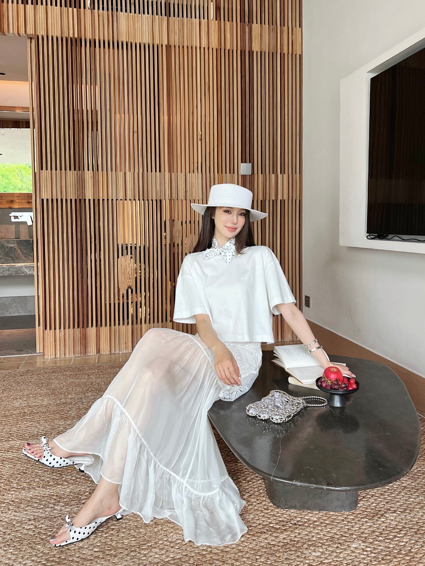 M*u 25ss lace patchwork mesh skirt