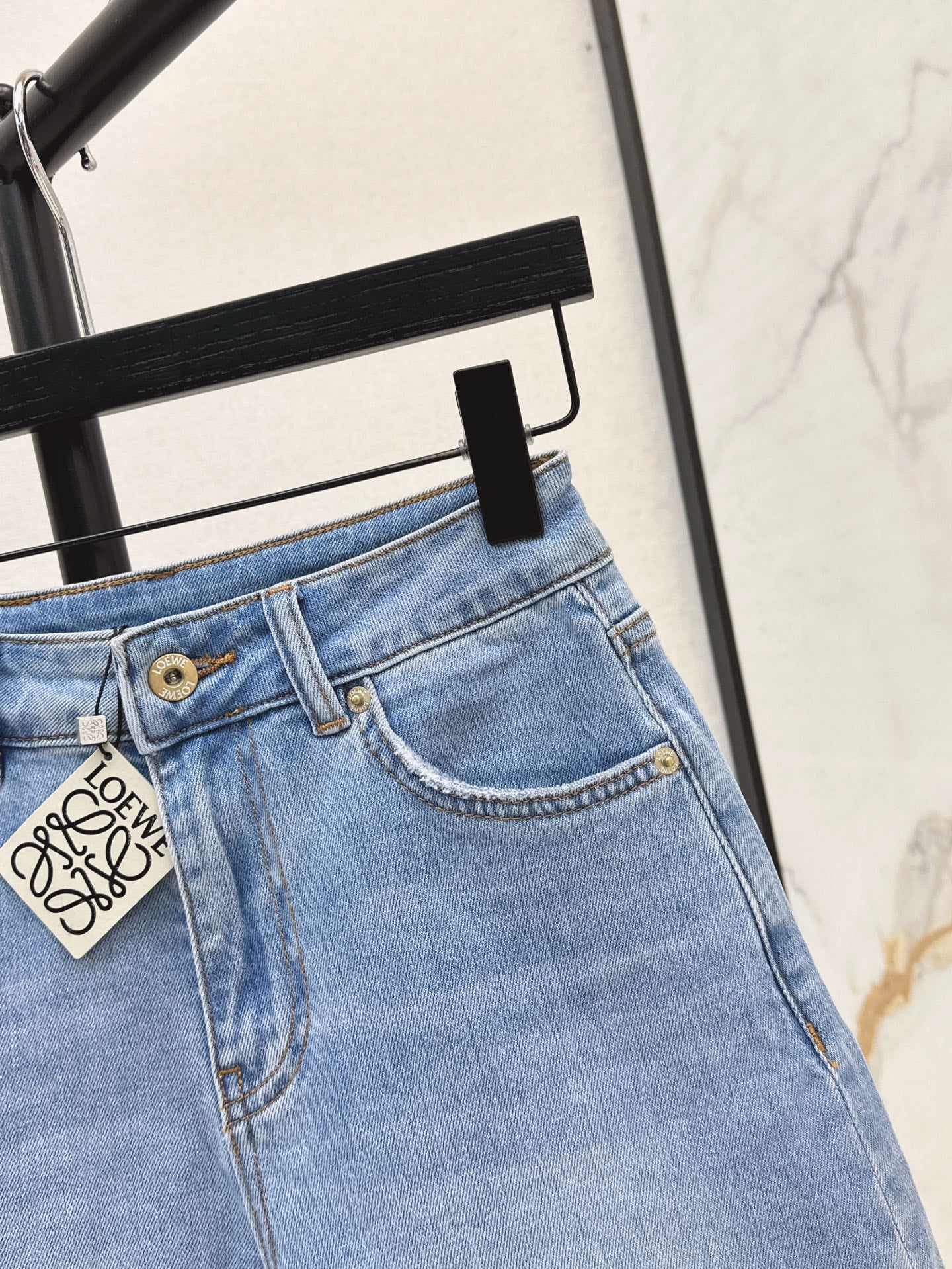 Loe* 25ss anagram embroidered denim shorts